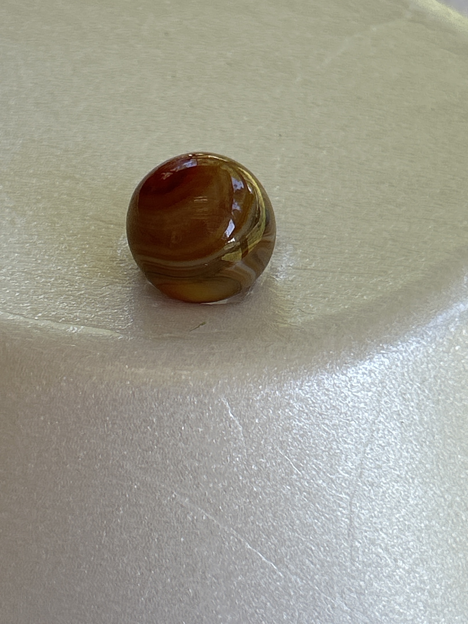 Amber and Cream Swirl by Alley Agate, identification view