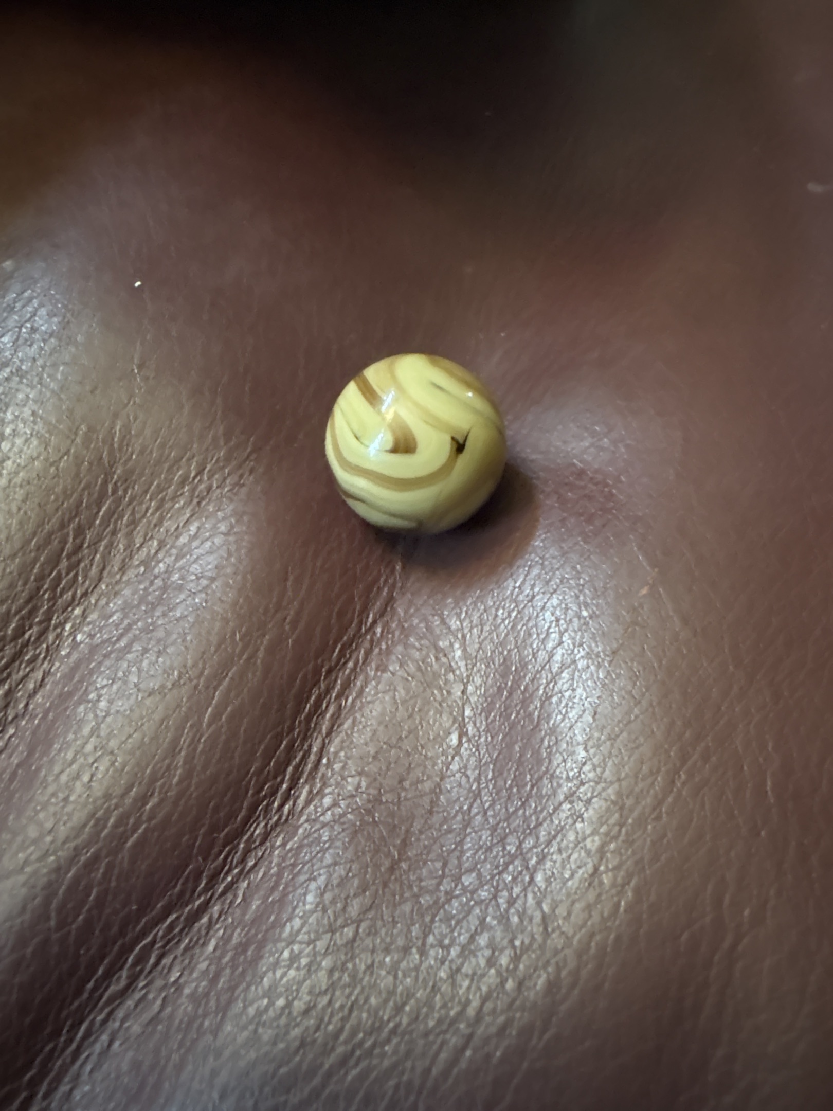 Chocolate Caramel Swirl by Alley Agate, identification view