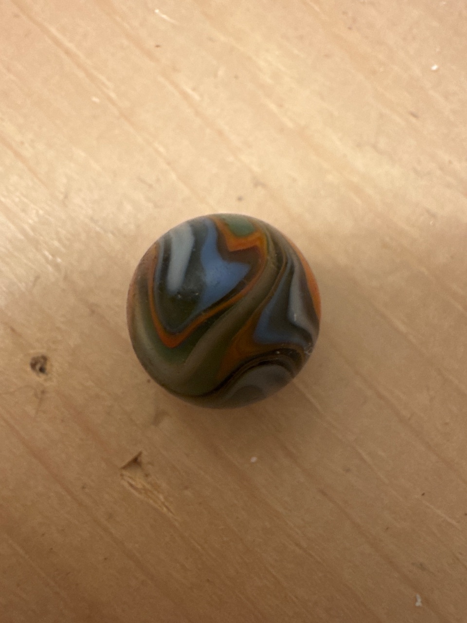 Special Swirl by Akro Agate Company, identification view