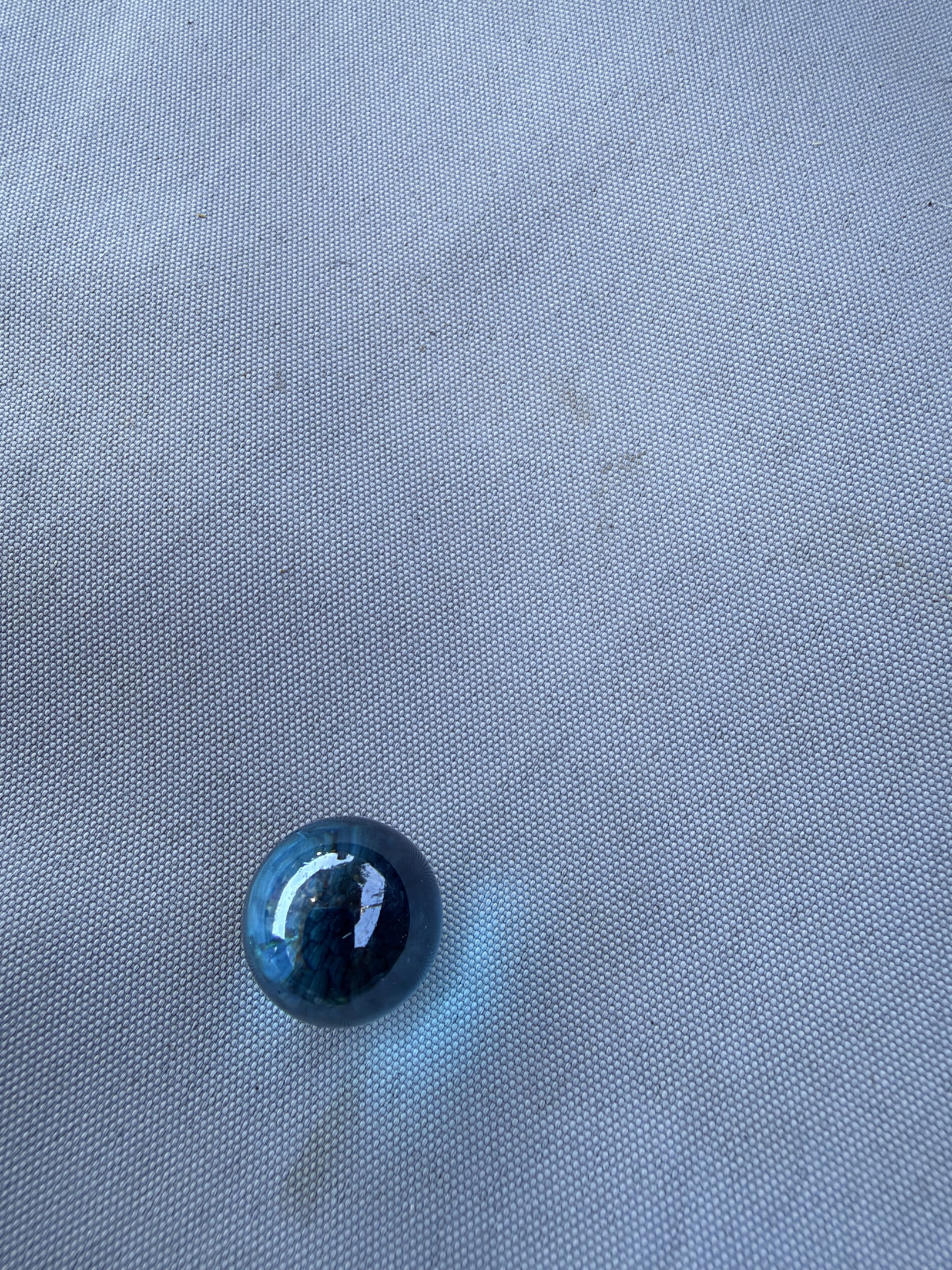 Blue Cat's Eye by Vitro Agate, identification view