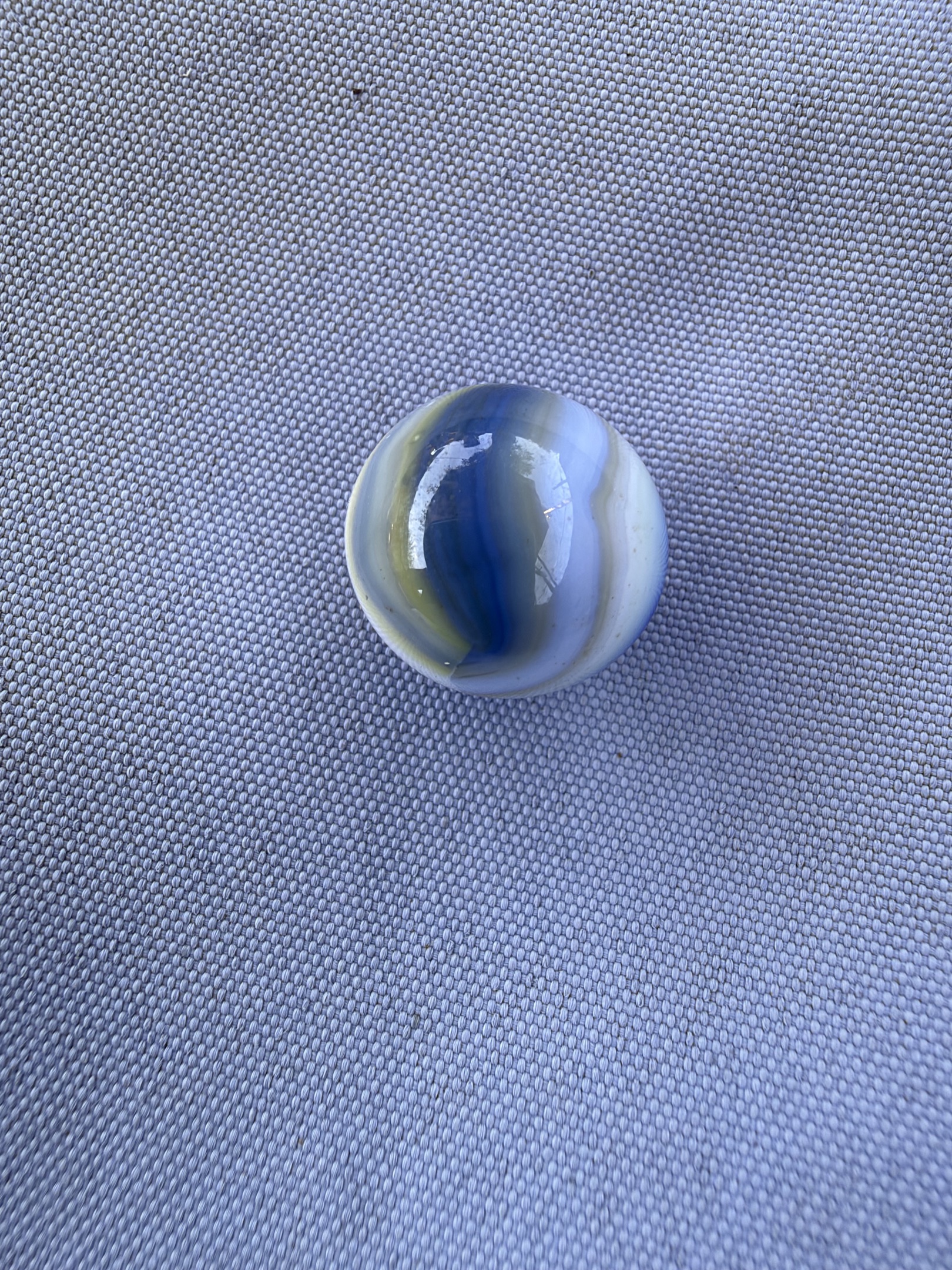 Blue Slag by Akro Agate, identification view
