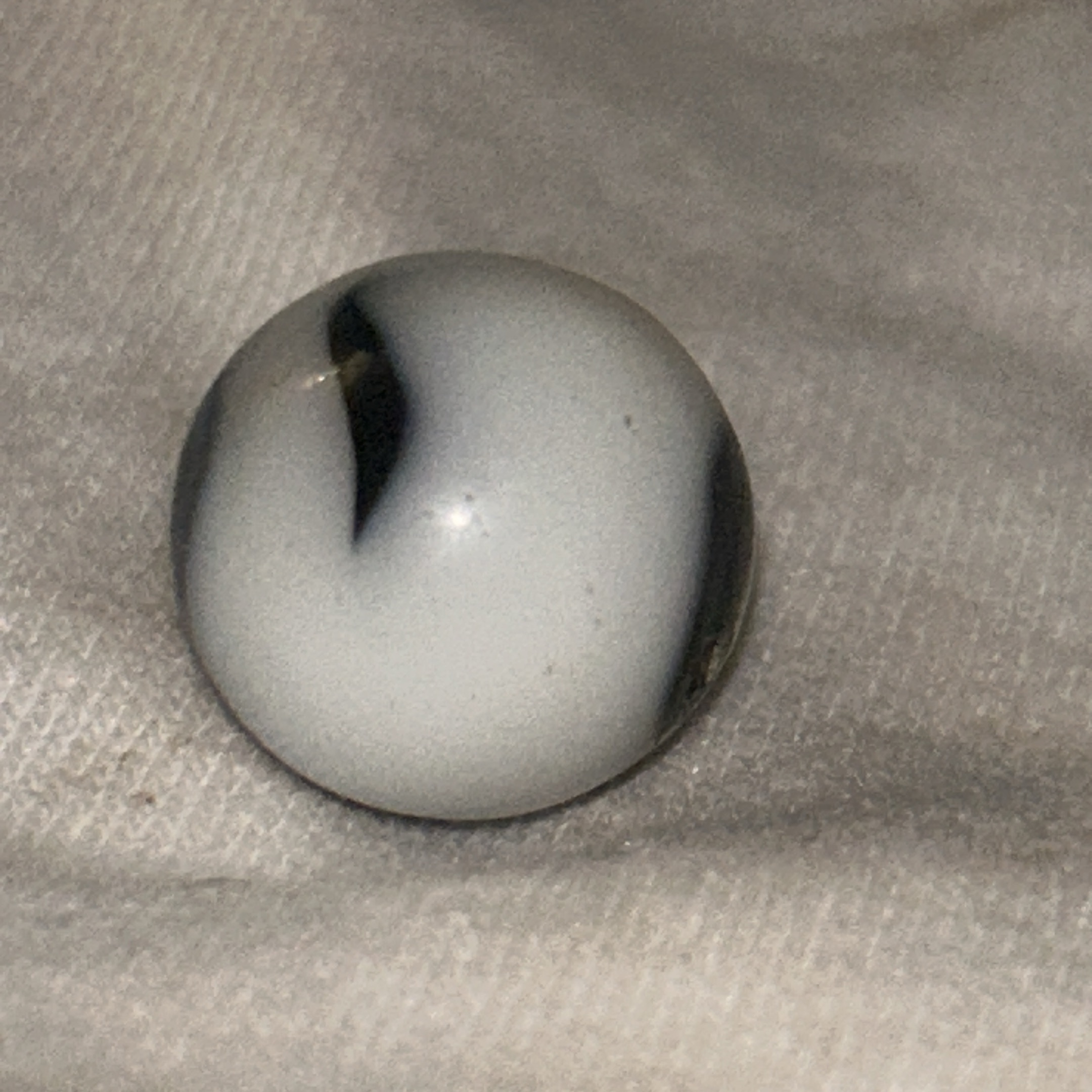 Black and White Swirl by Alley Agate, identification view