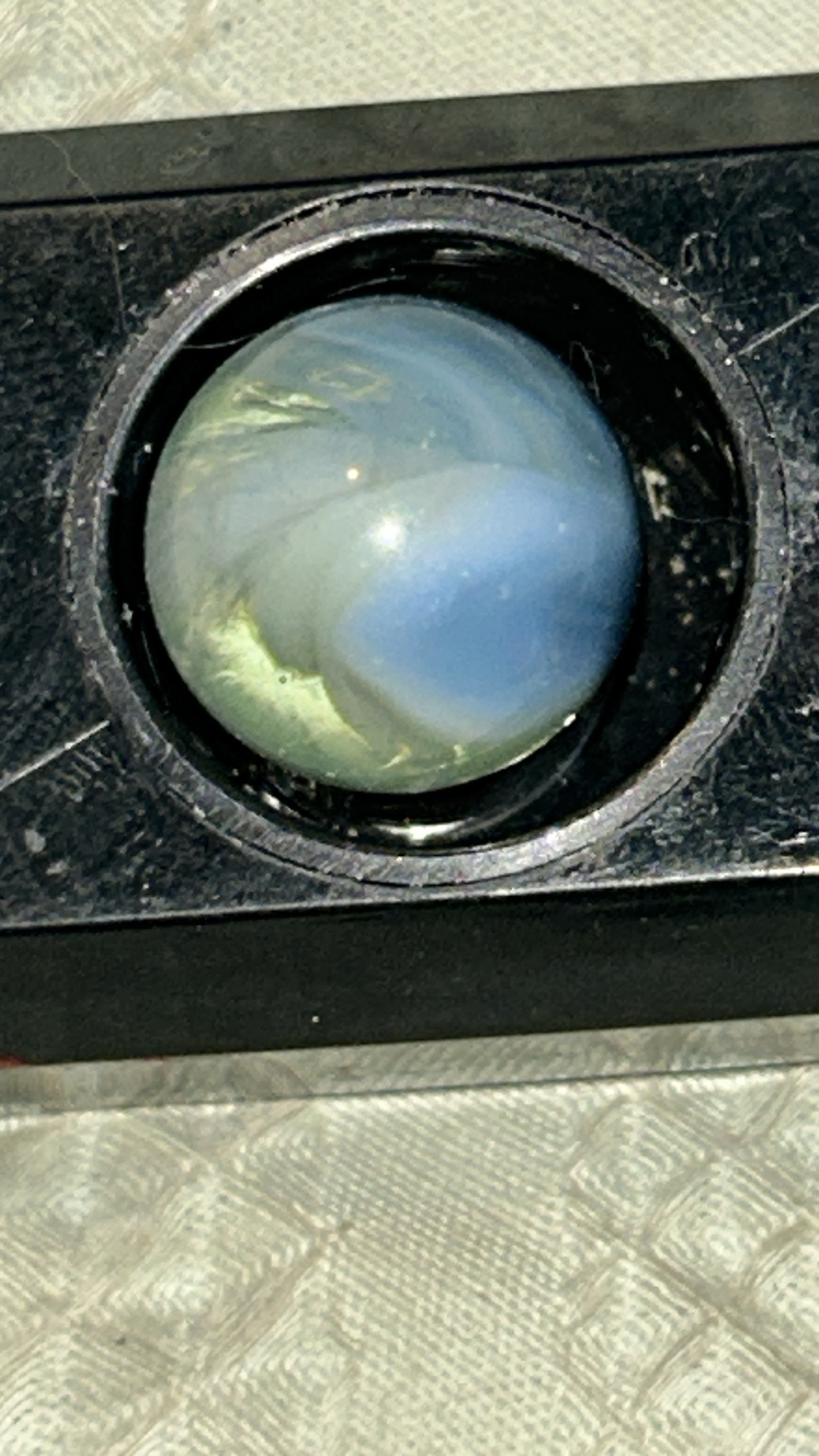 White and Blue Swirl / Aquamarine Translucent Swirl by Vitro Agate, identification view