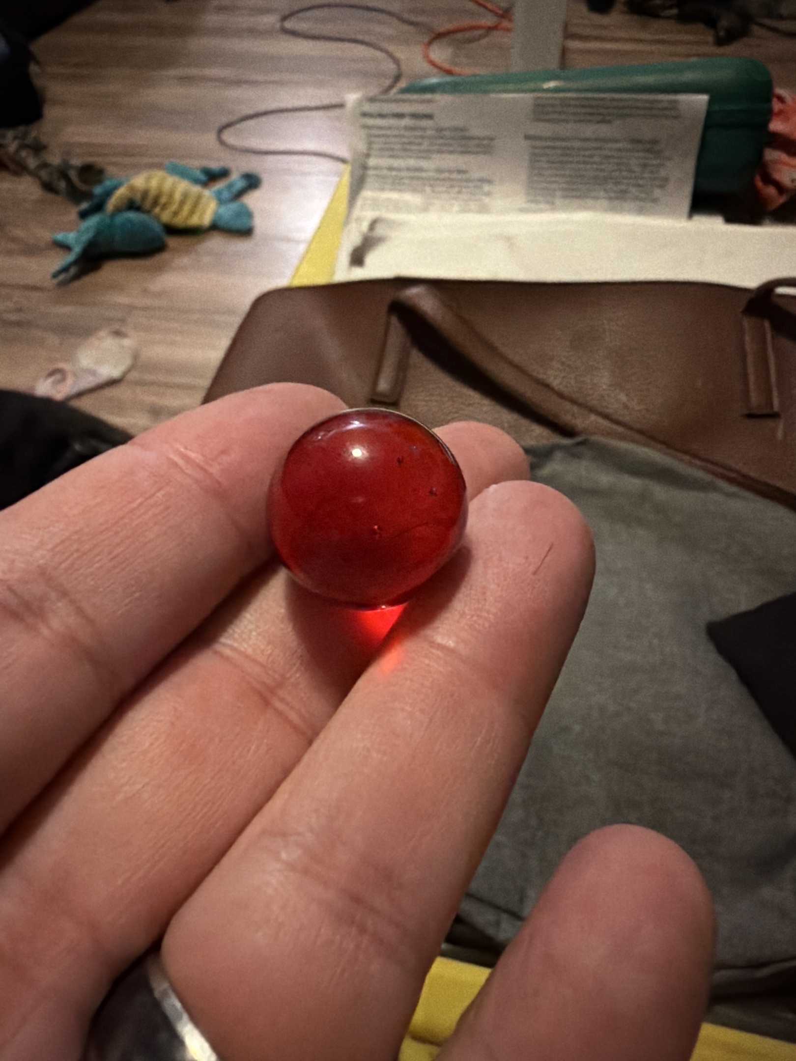 Red Transparent Clearie by Akro Agate, identification view