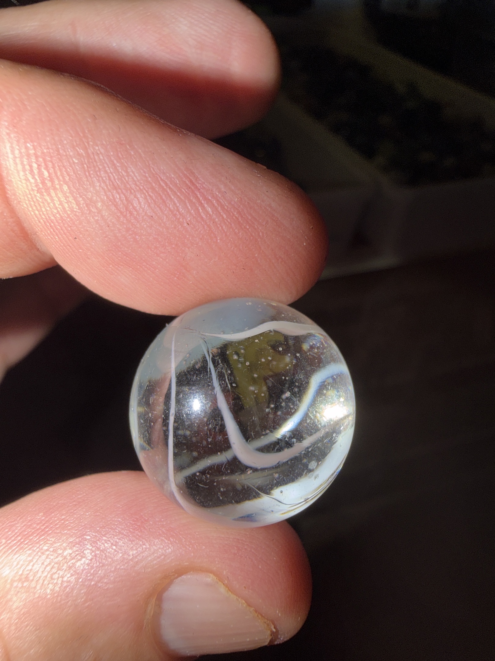 White Ribbon Clearie by Akro Agate, identification view
