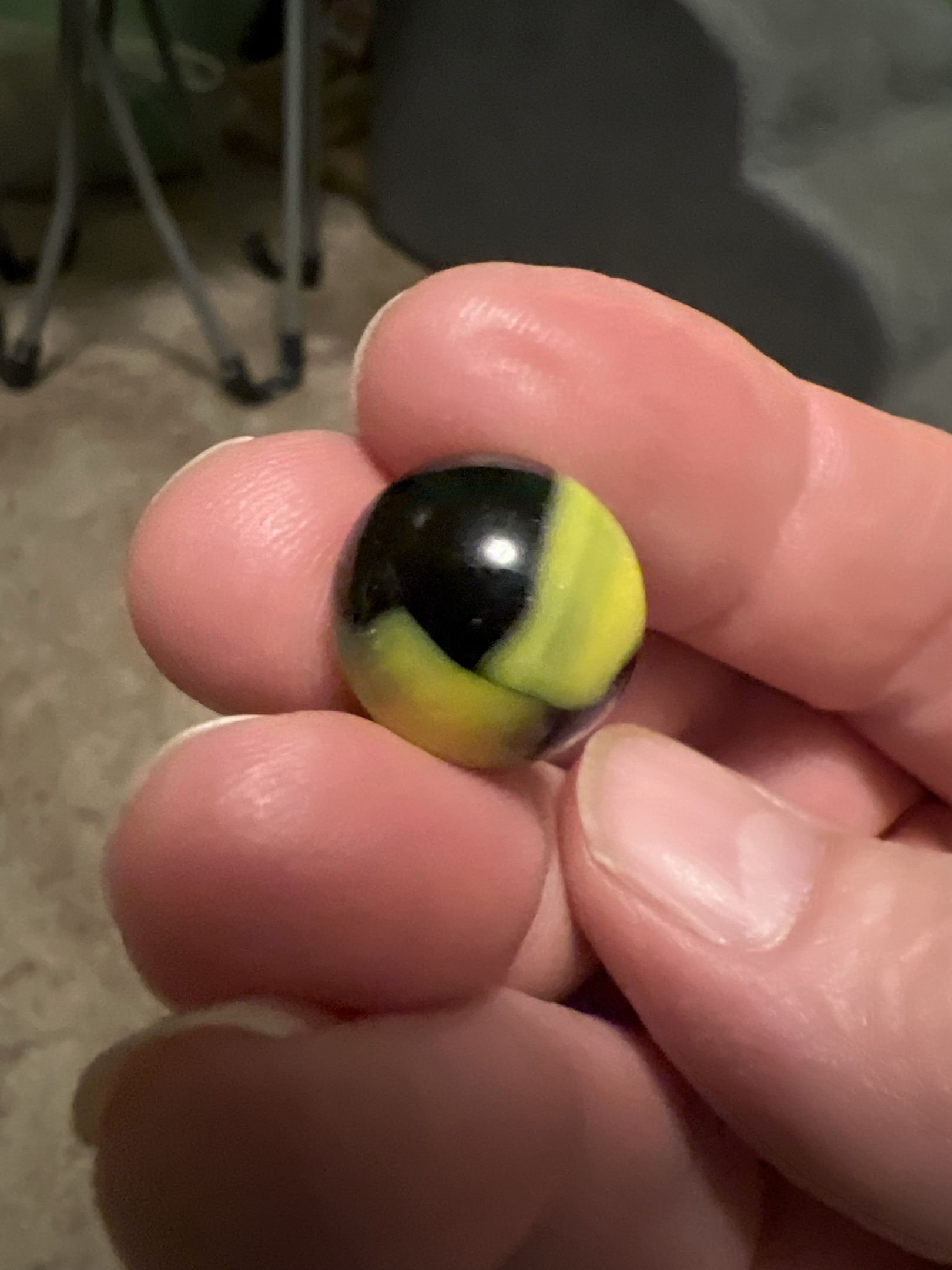 Bumblebee by Peltier Glass Company