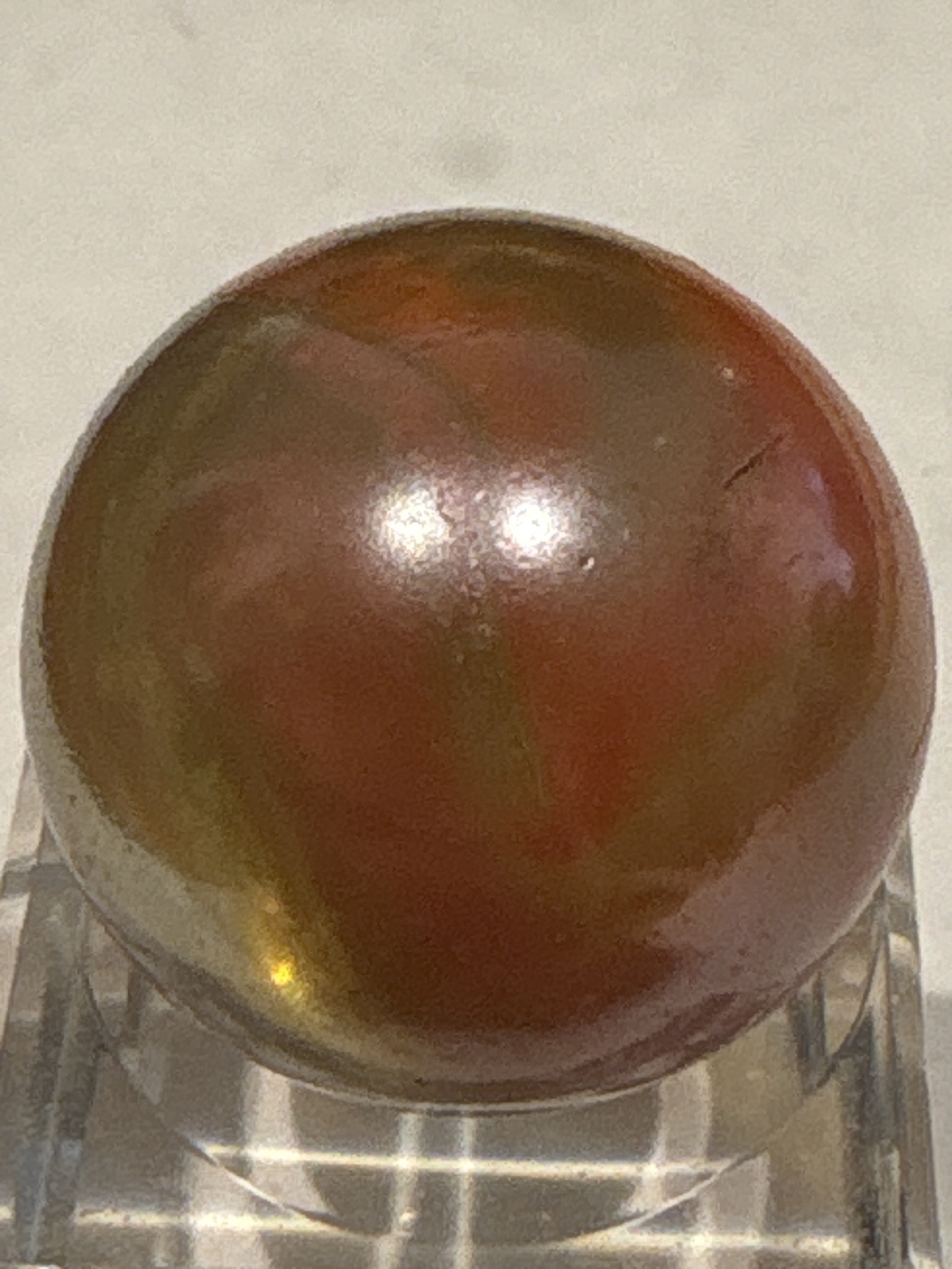 Amber / Brown Transition Swirl by Akro Agate, identification view