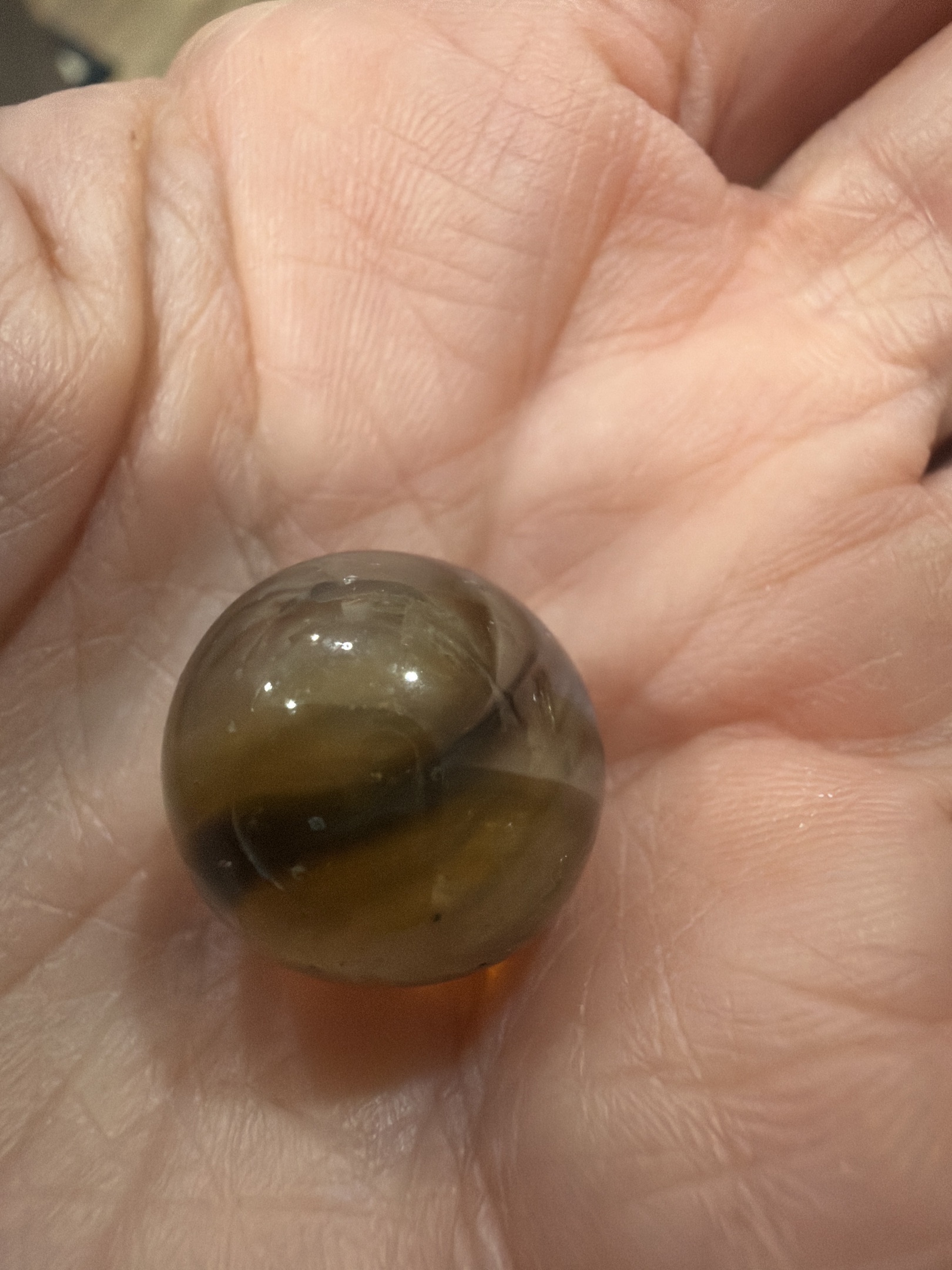 Amber Slag by M.F. Christensen & Son Co., identification view