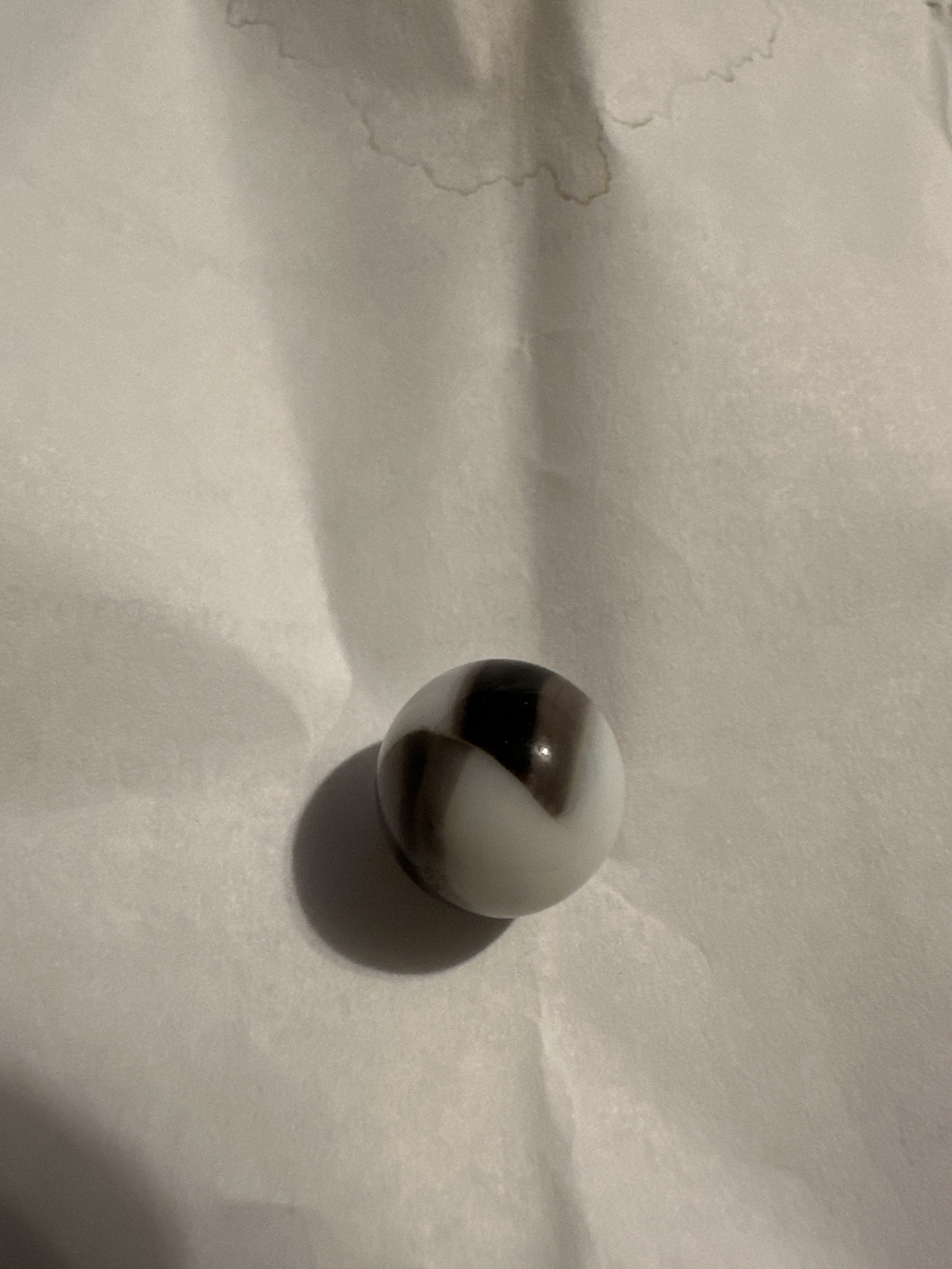 Black Moss Agate by Akro Agate, identification view