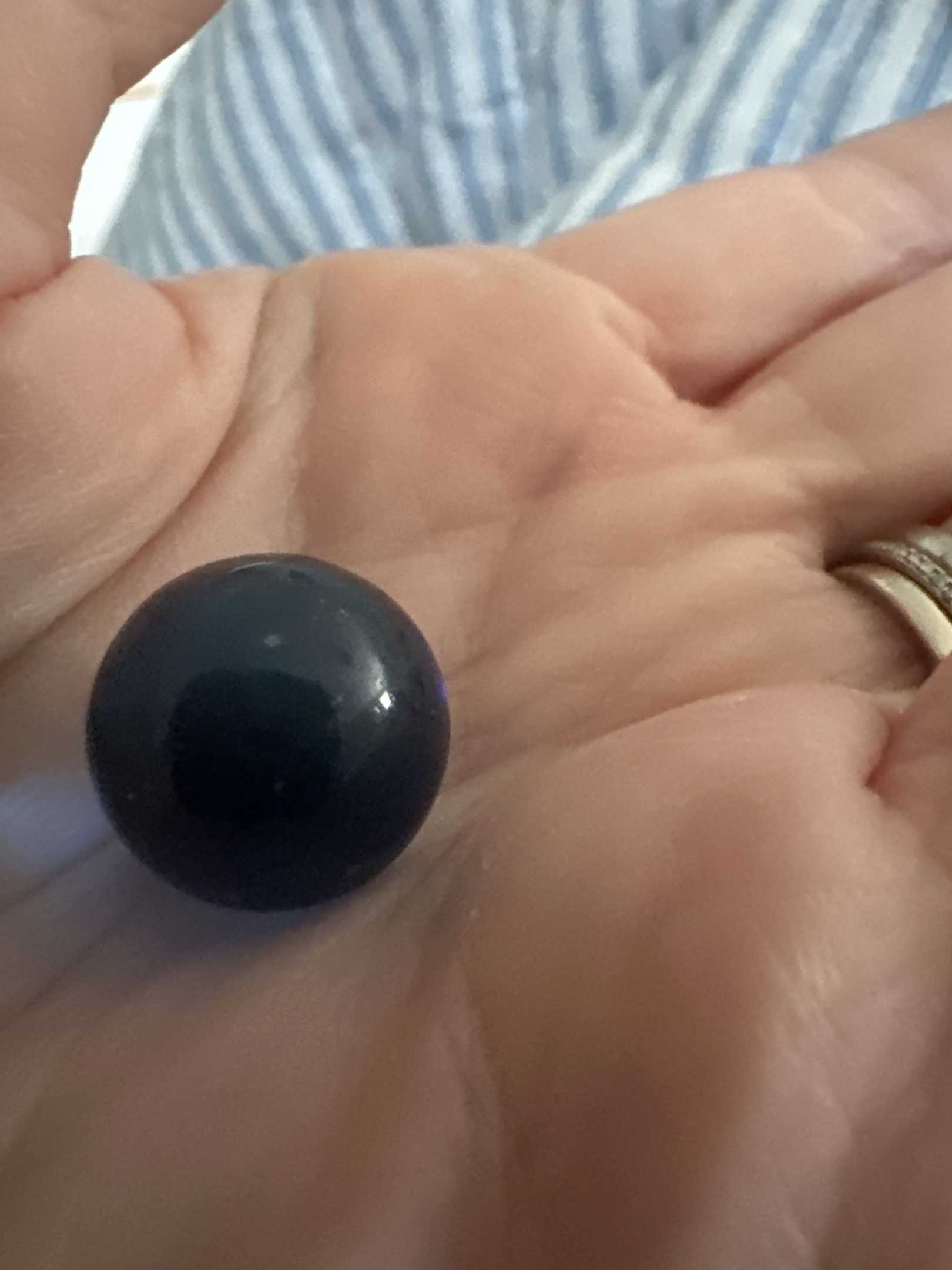 Opaque Solid Cobalt Blue by Akro Agate, identification view