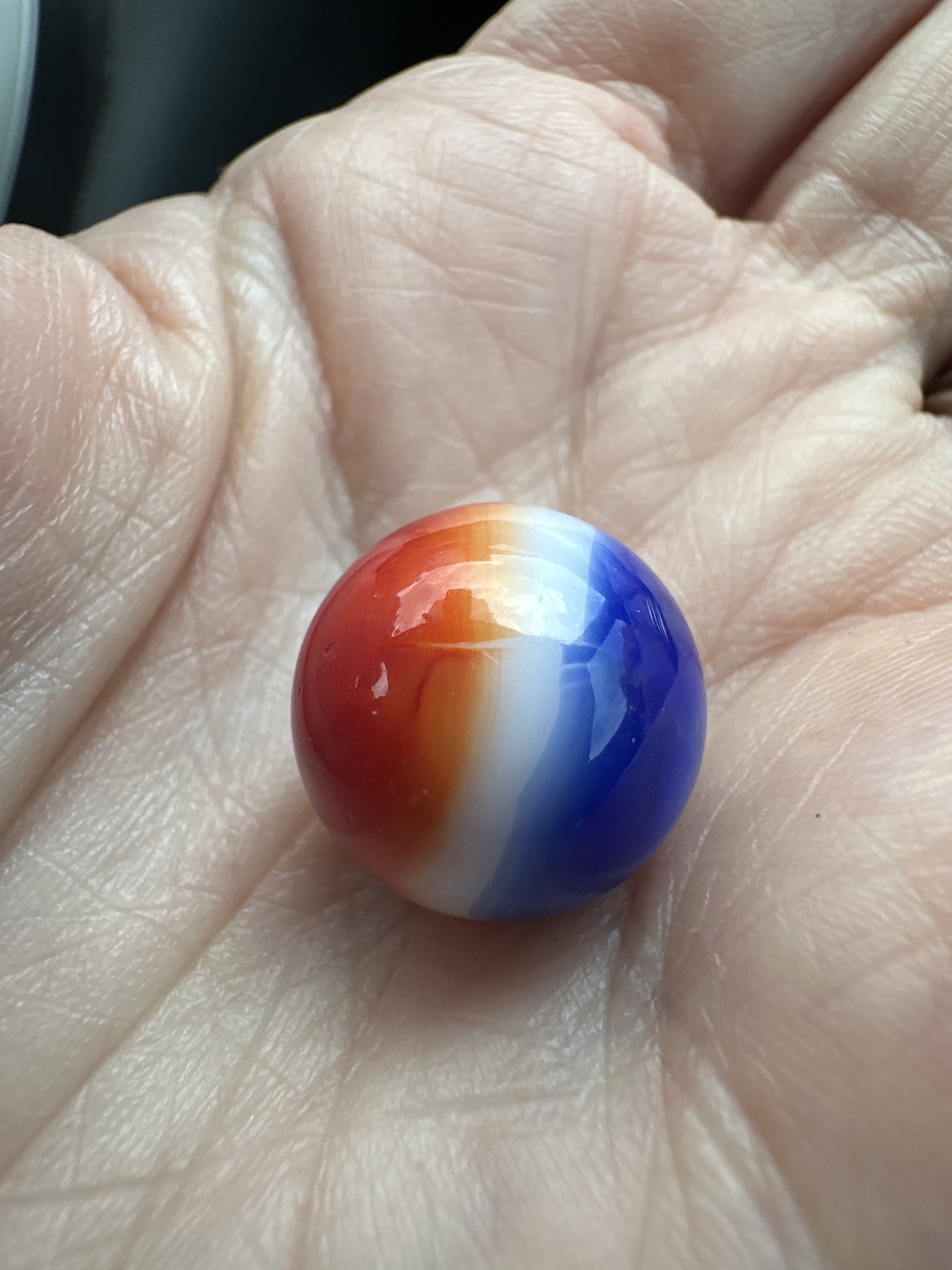 Liberty by Peltier Glass Company, identification view