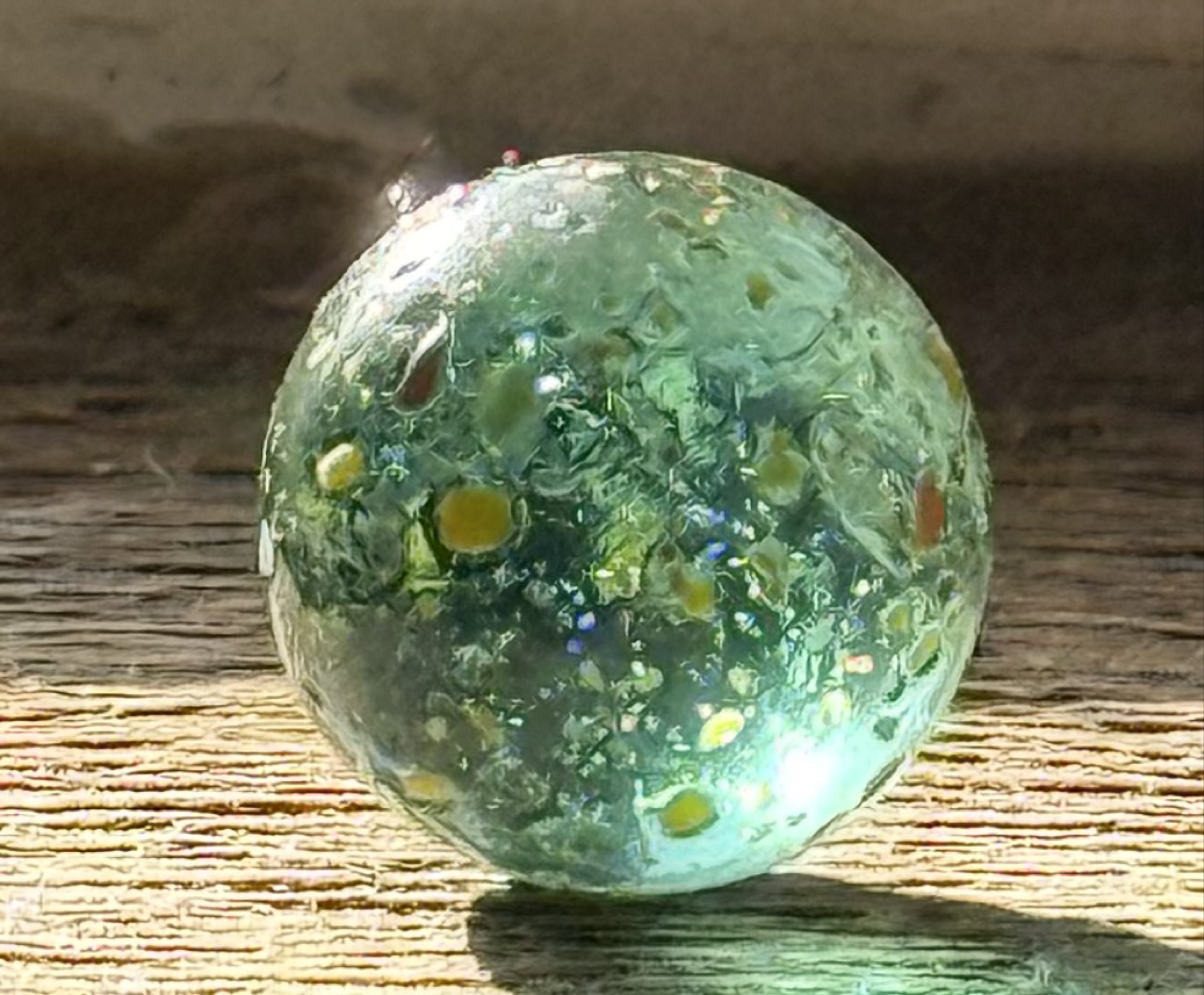 Green Mist by Christensen Agate Company, identification view