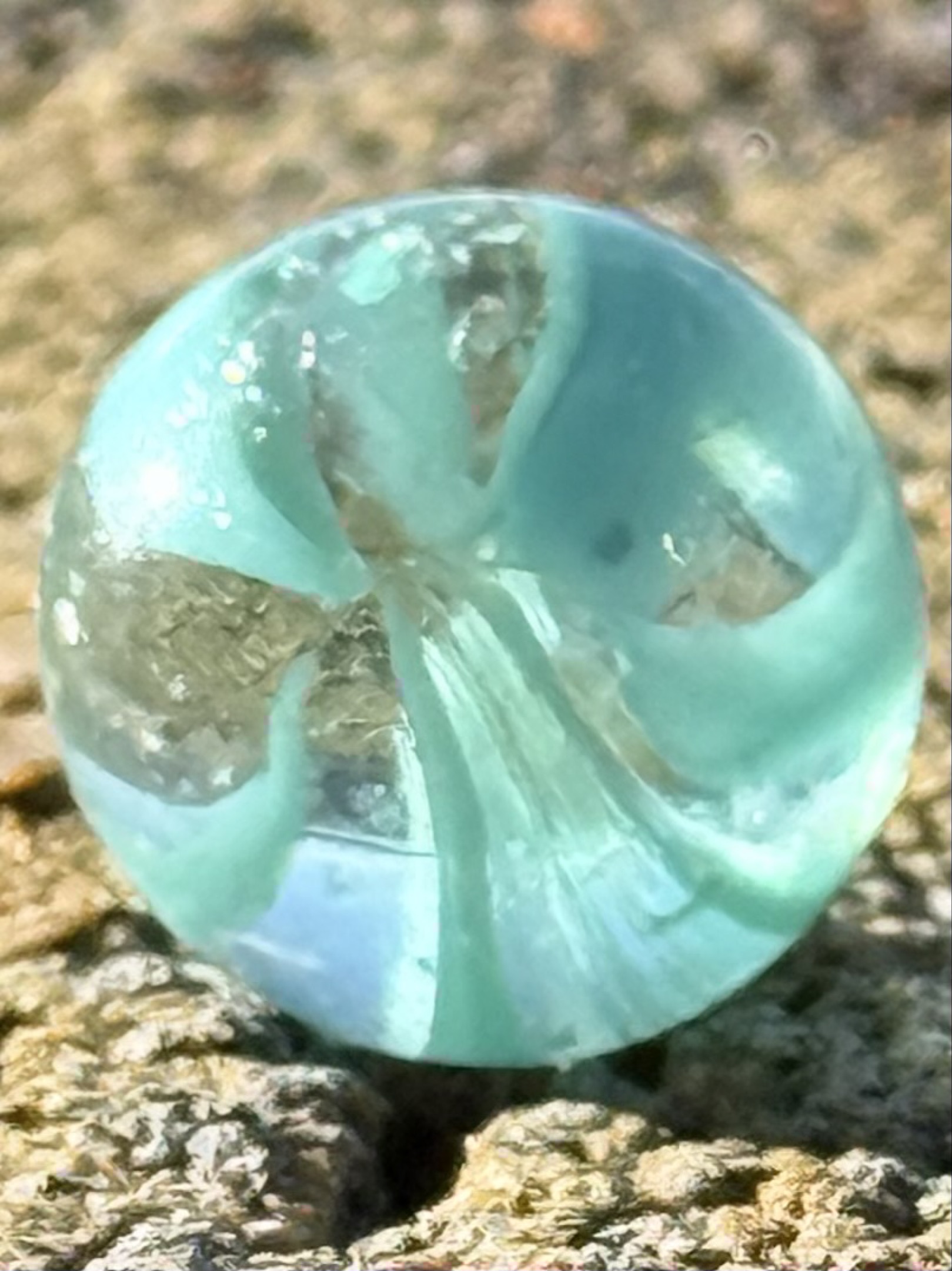 Aqua Multi-Vane by Vitro Agate Company