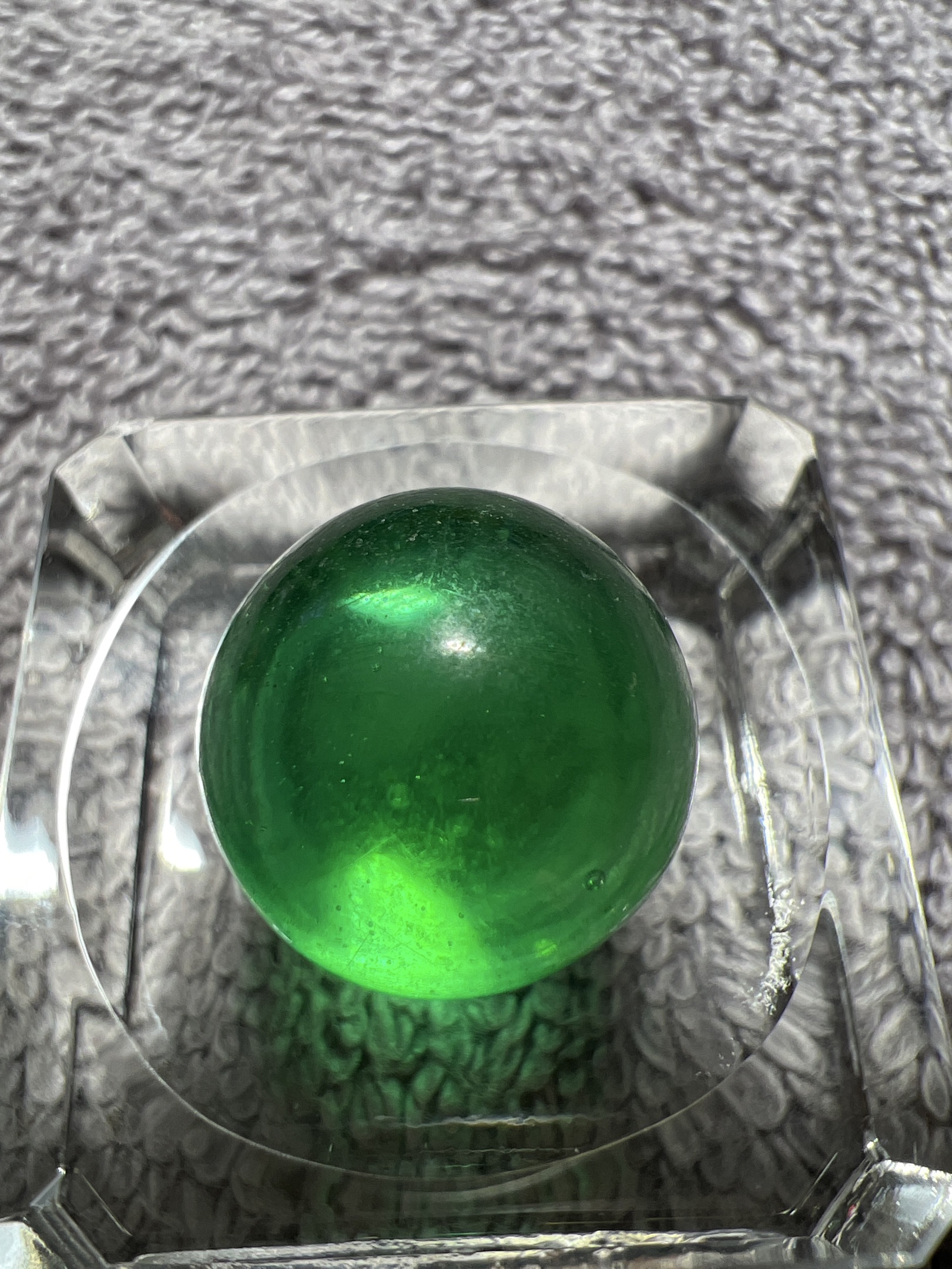 Emerald Green Ground Pontil by German Glassworks (Thuringia Region)