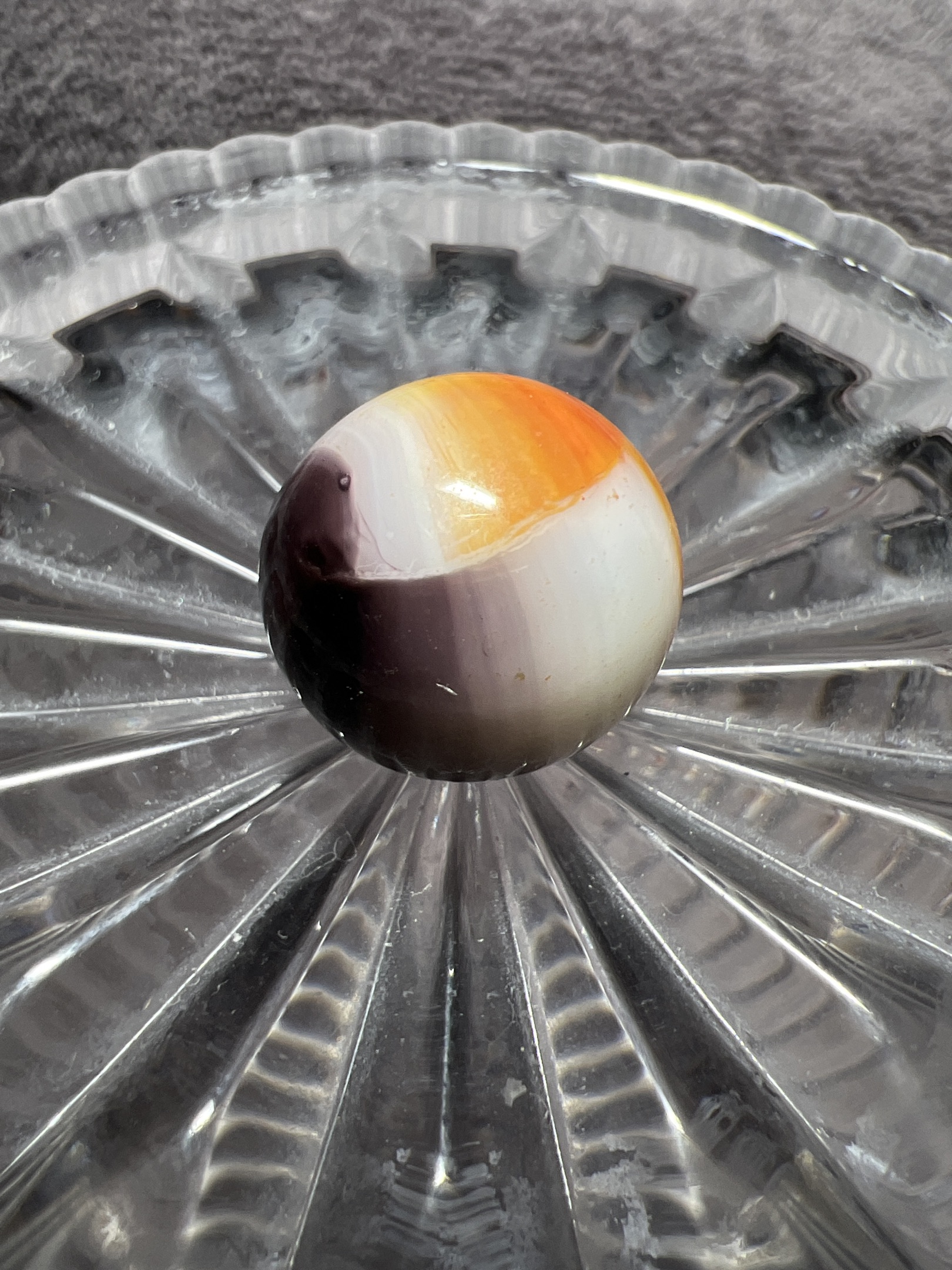 Tri-Color Special (Purple/Orange/White) by Peltier Glass Company, identification view