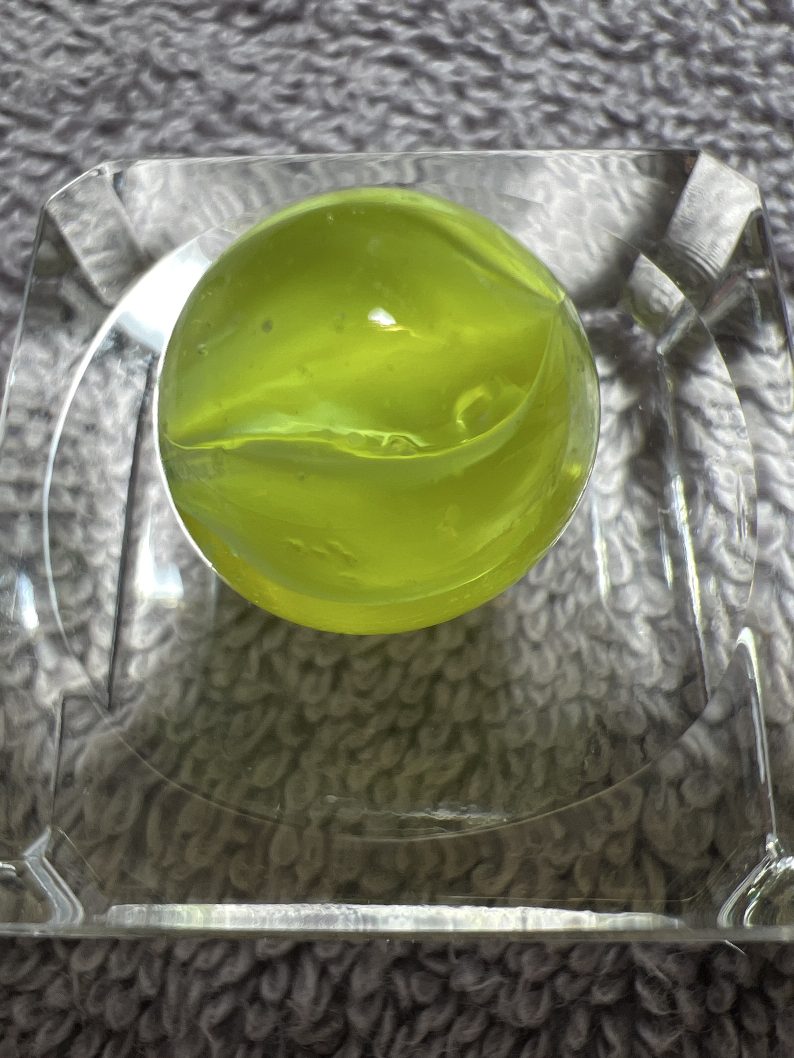 Yellow/Lime (Uranium Glass) by Vitro Agate Company