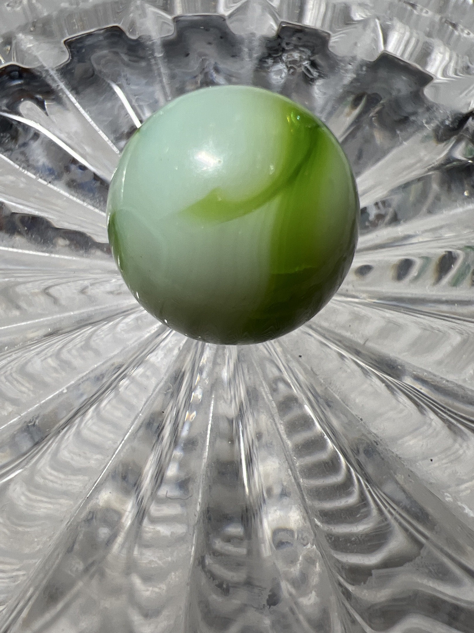 Prize Name (Green) by Akro Agate Company, identification view