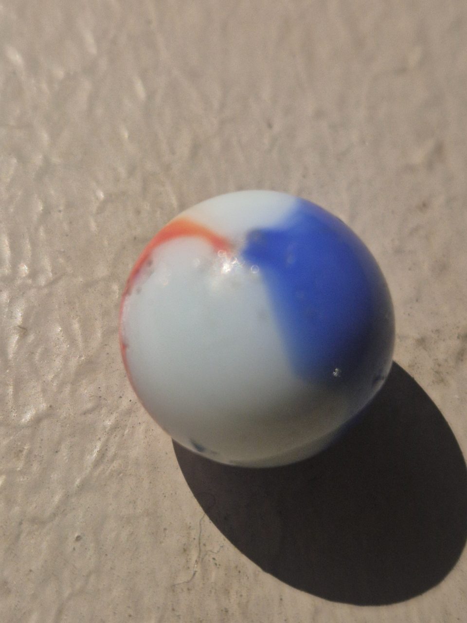 Parrot - Red White Blue Patriotic by Vitro Agate Company, identification view