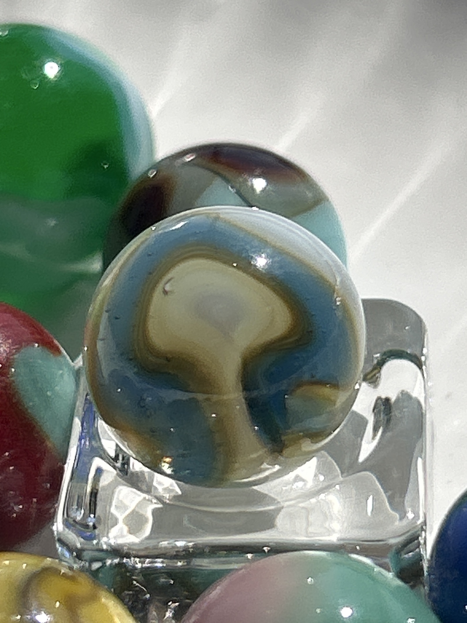 Tiger Eye by Vitro Agate, identification view