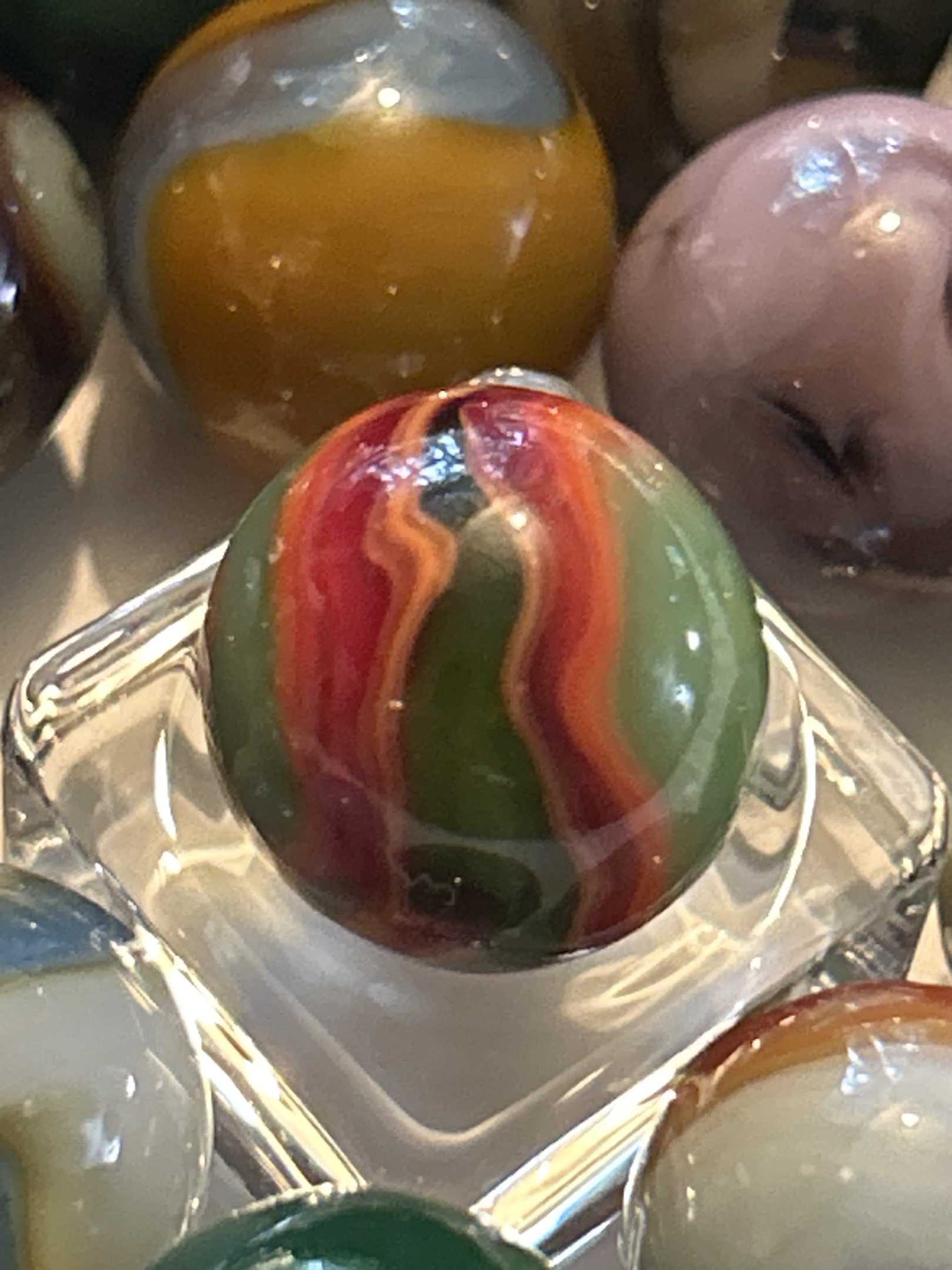 Bacon and Egg Swirl by Alley Agate, identification view