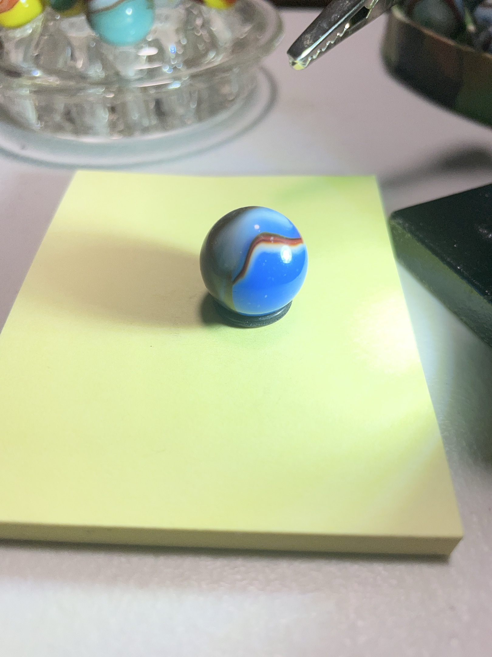 Blue Parrot by Vitro Agate Co.