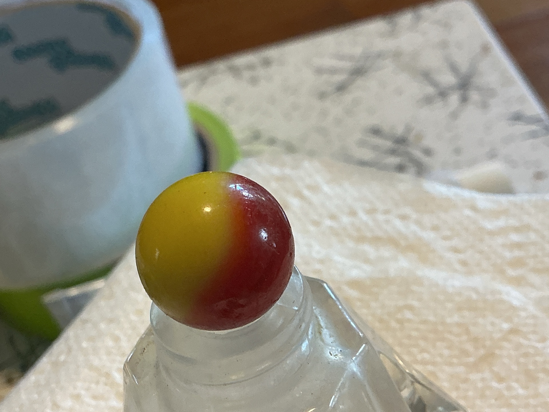 Ketchup and Mustard by Peltier Glass Company, identification view