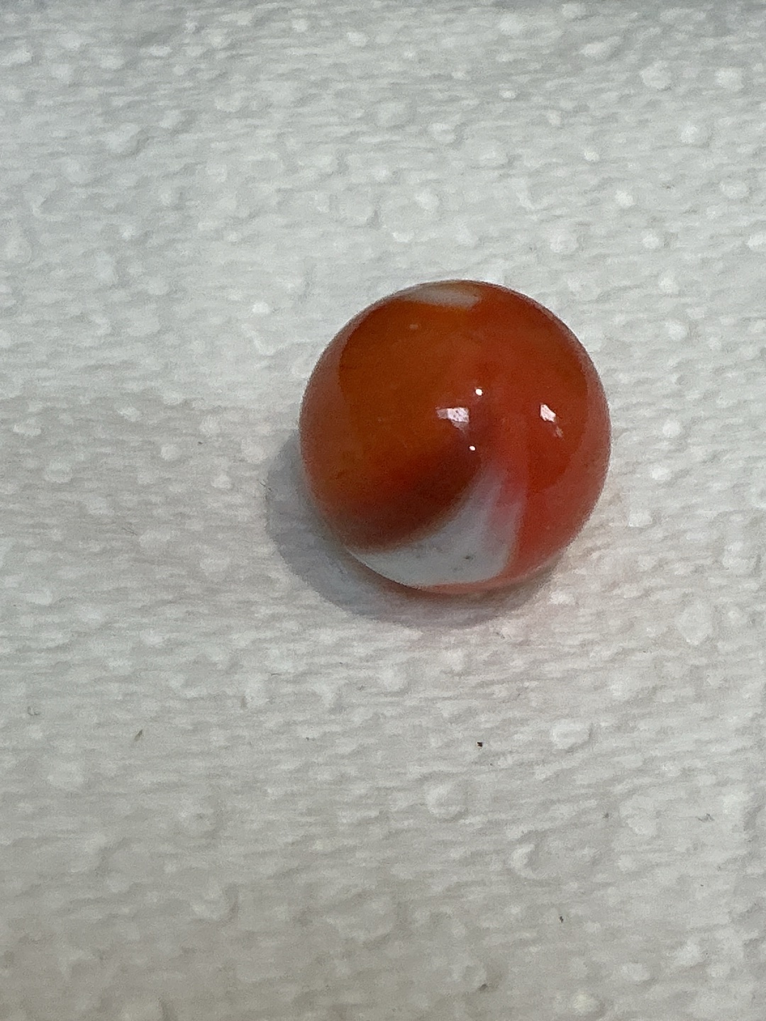 Orange and White Corkscrew by Akro Agate, identification view