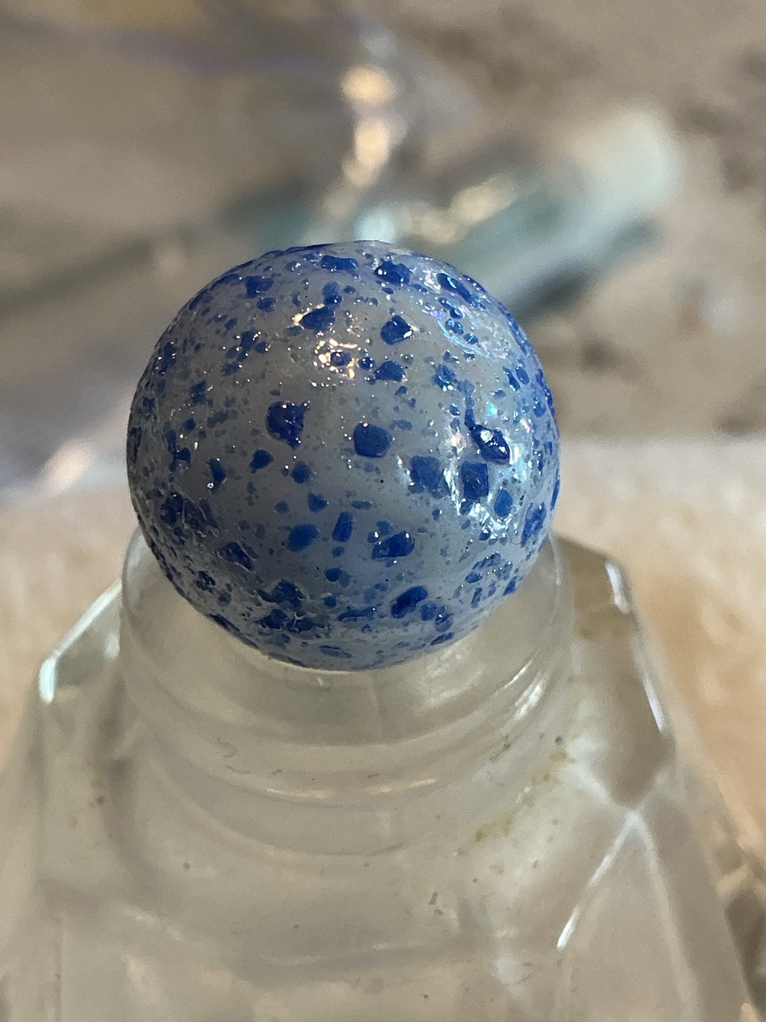 Blue Frit on White-Blue Base by German Handmade, identification view