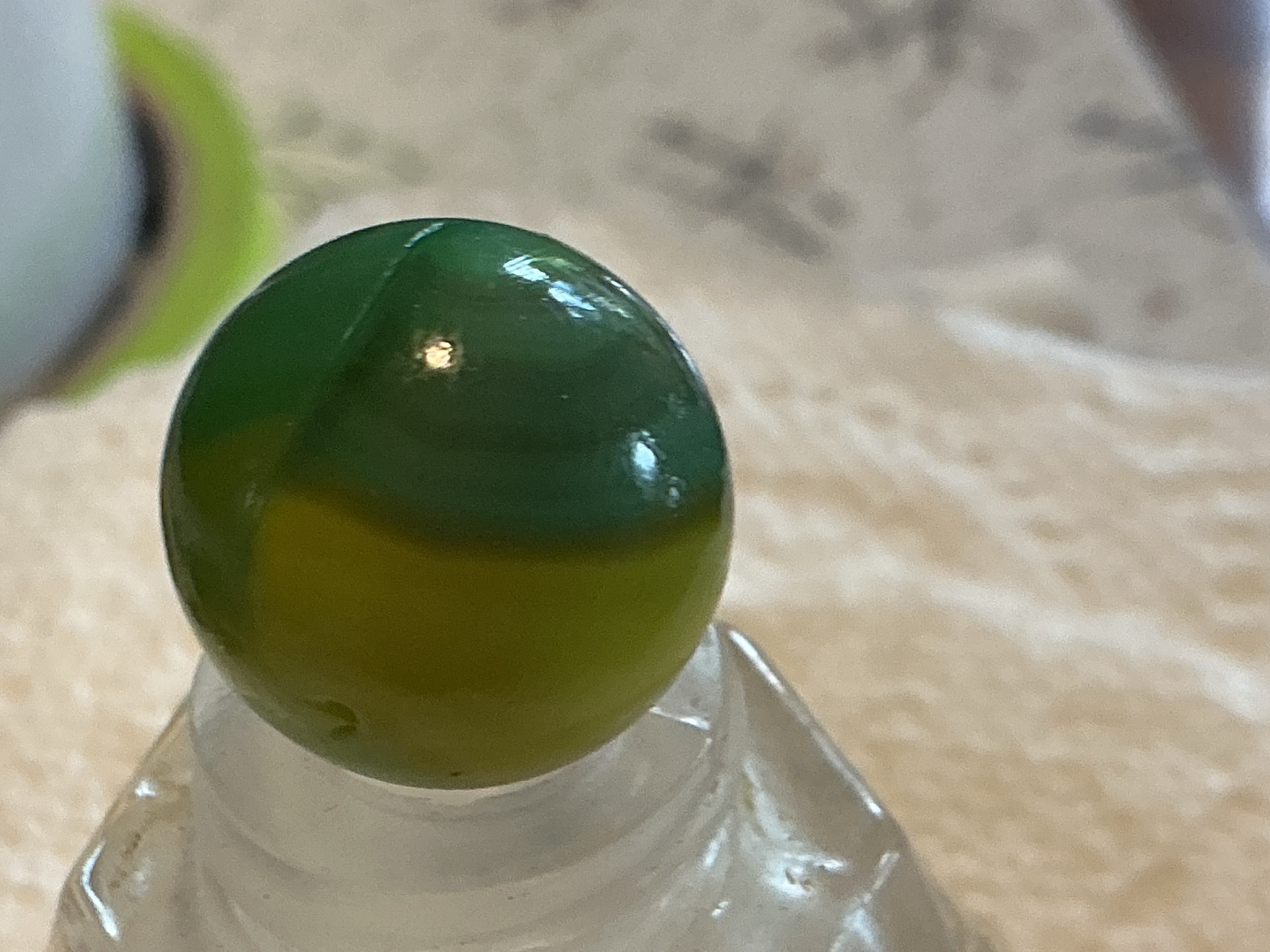 Limeade by Peltier Glass Co., identification view