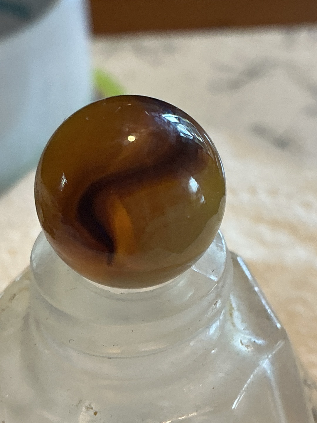 Amber Swirl by Alley Agate, identification view