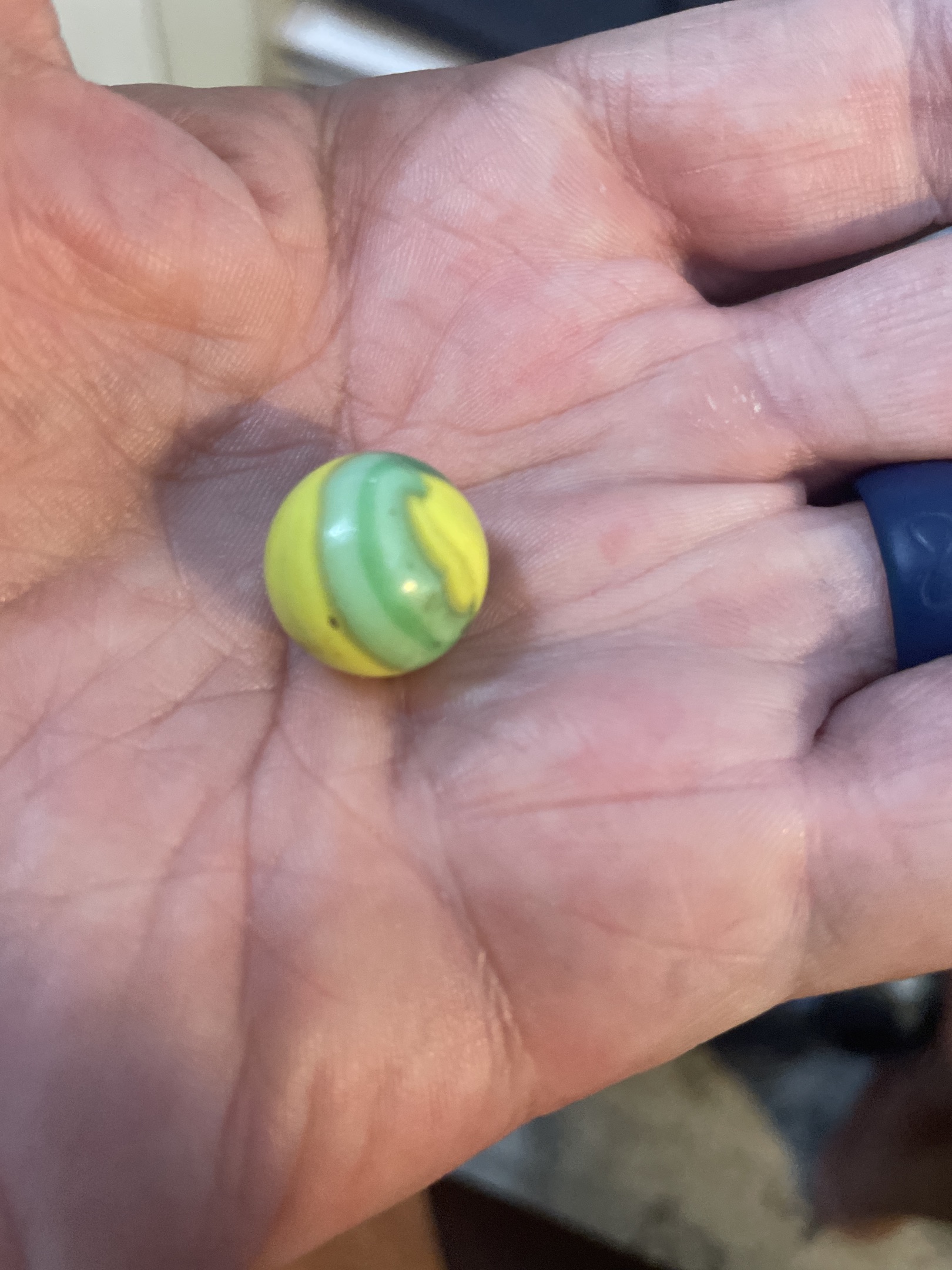 Lemon-Lime / Limeade by Peltier Glass Company, identification view