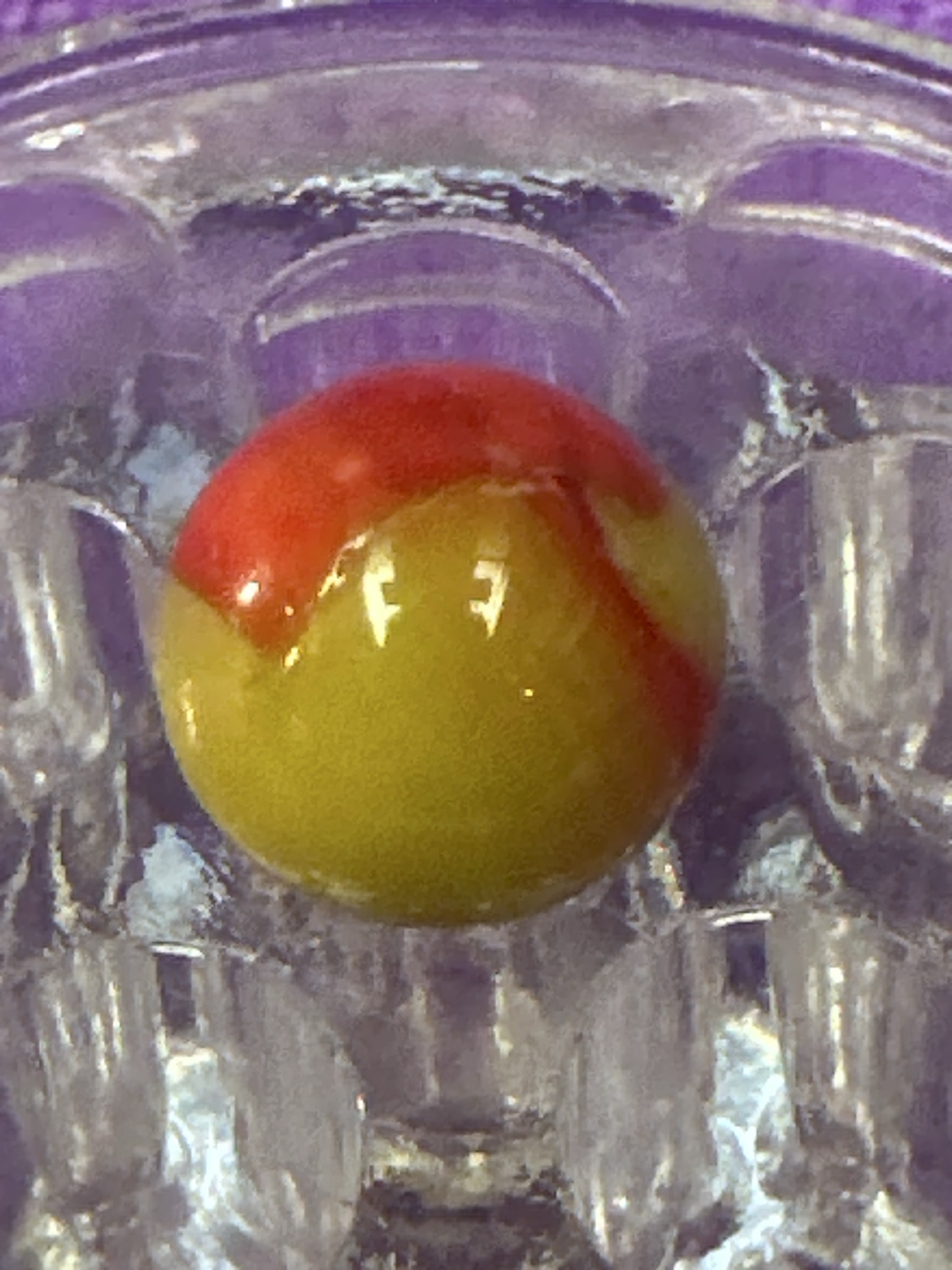 Yellow and Red Conqueror by Vitro Agate Company, identification view