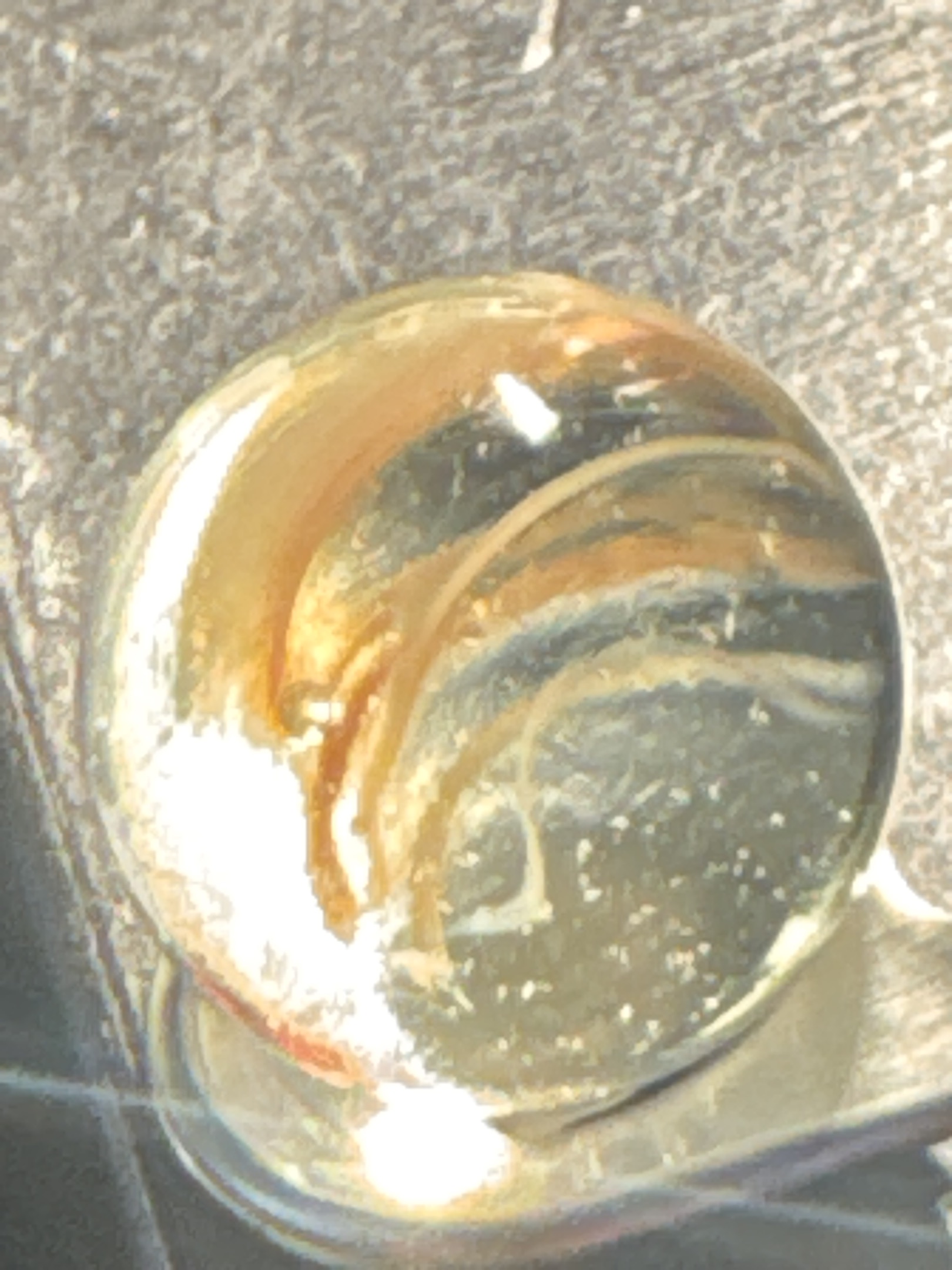 All-Red / Amber Cat's Eye by Vitro Agate Company, identification view