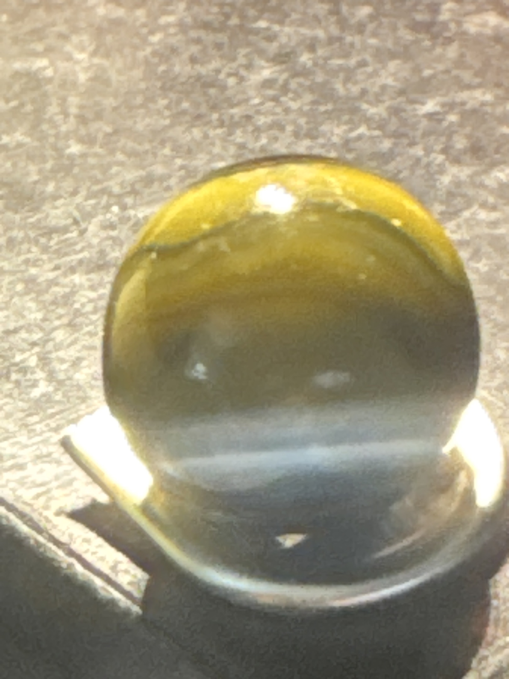 Banana / Single Vane Yellow by Peltier Glass Company, identification view