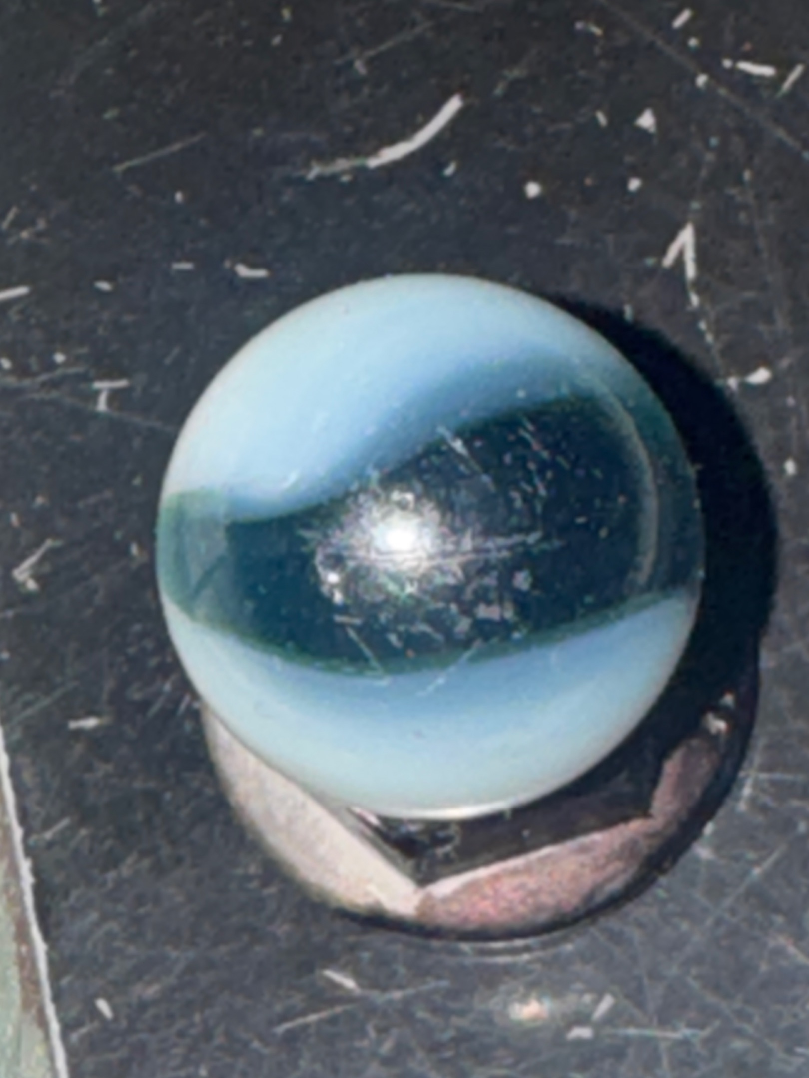 White with Aqua Blue Cat's Eye by Vitro Agate, identification view