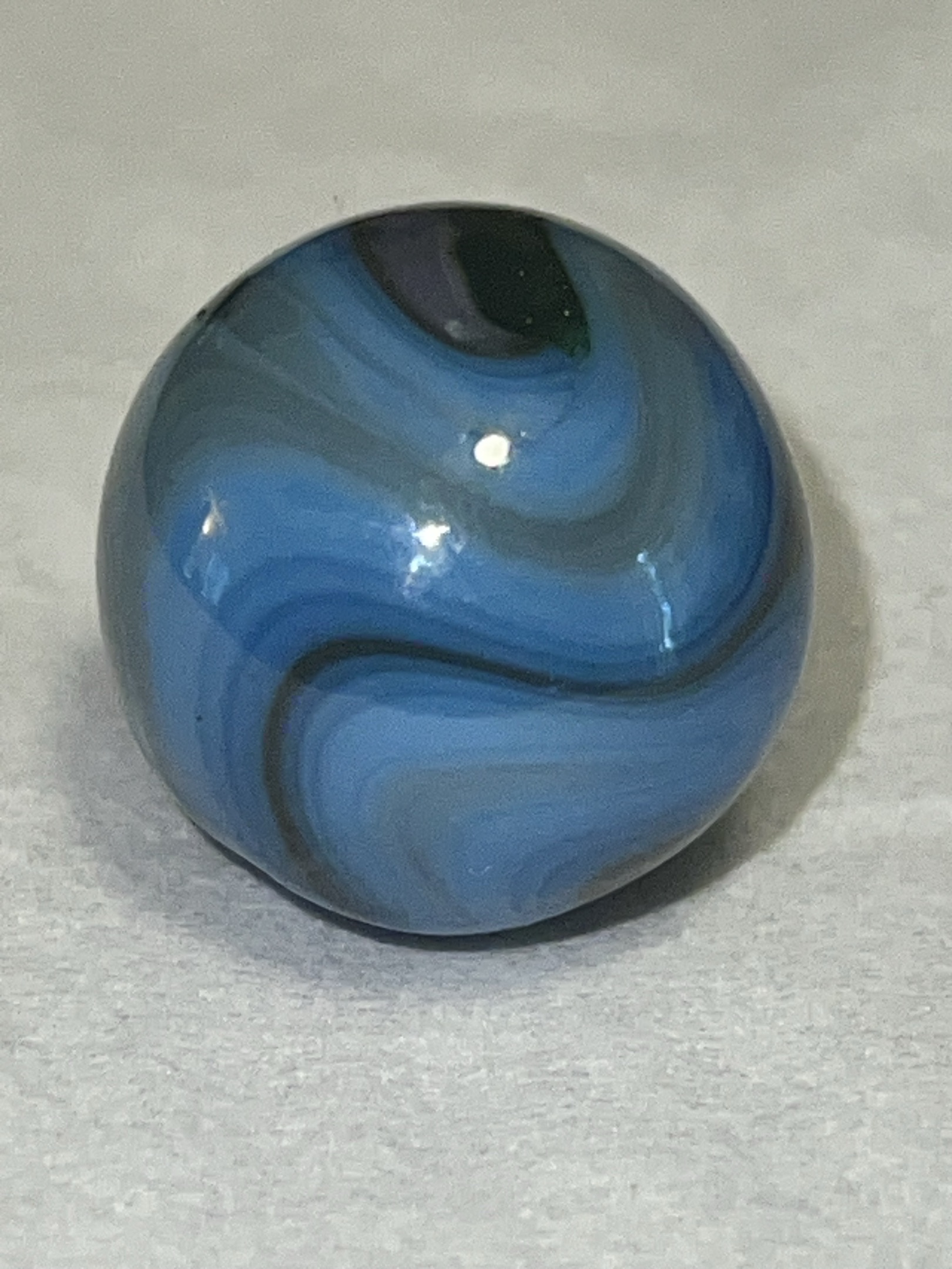 Blue & Green Swirl by Alley Agate Company, identification view