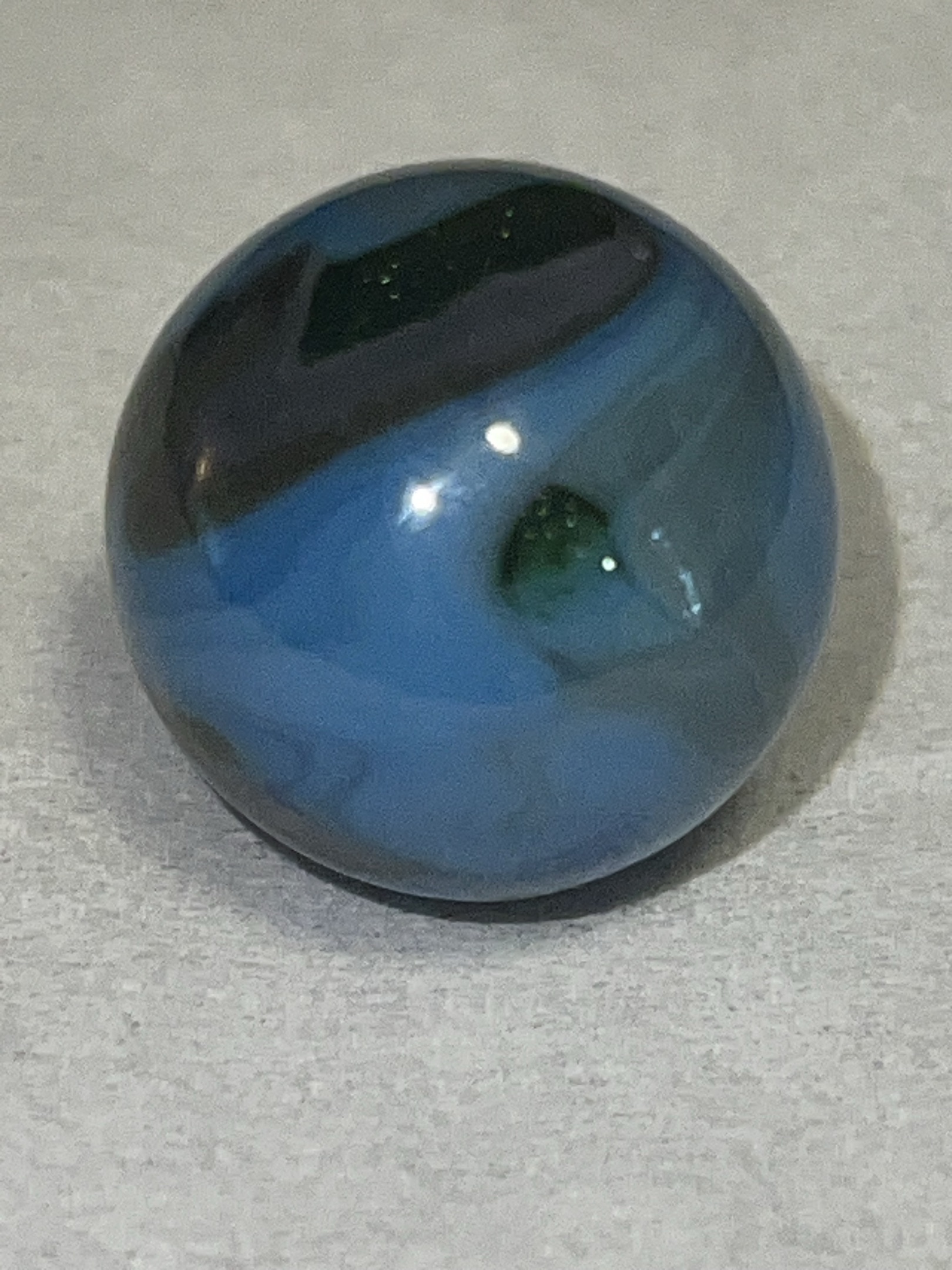 Blue and Green Swirl by Alley Agate, identification view