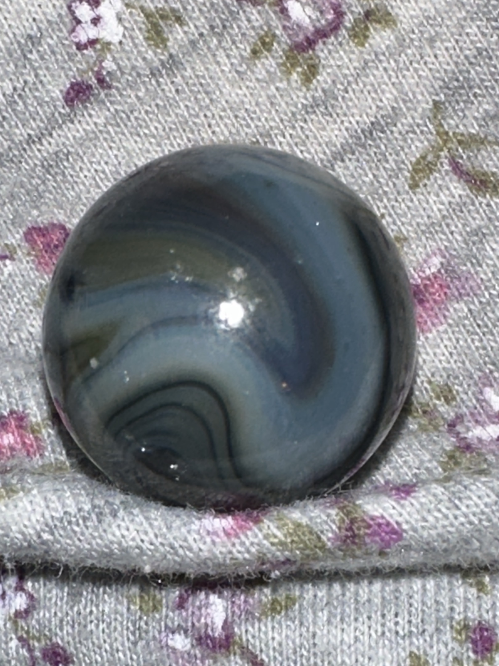Multi-Color Swirl by Alley Agate Company, identification view