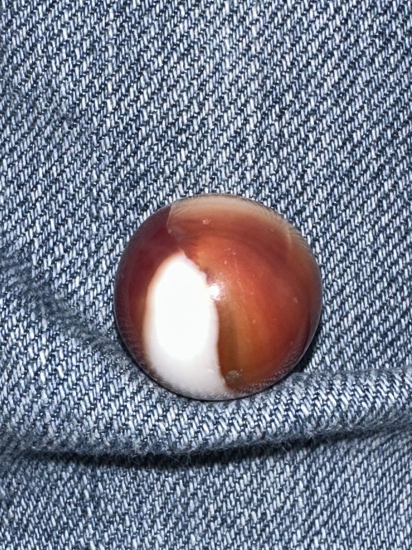 Carnelian Oxblood Patch by Akro Agate, identification view