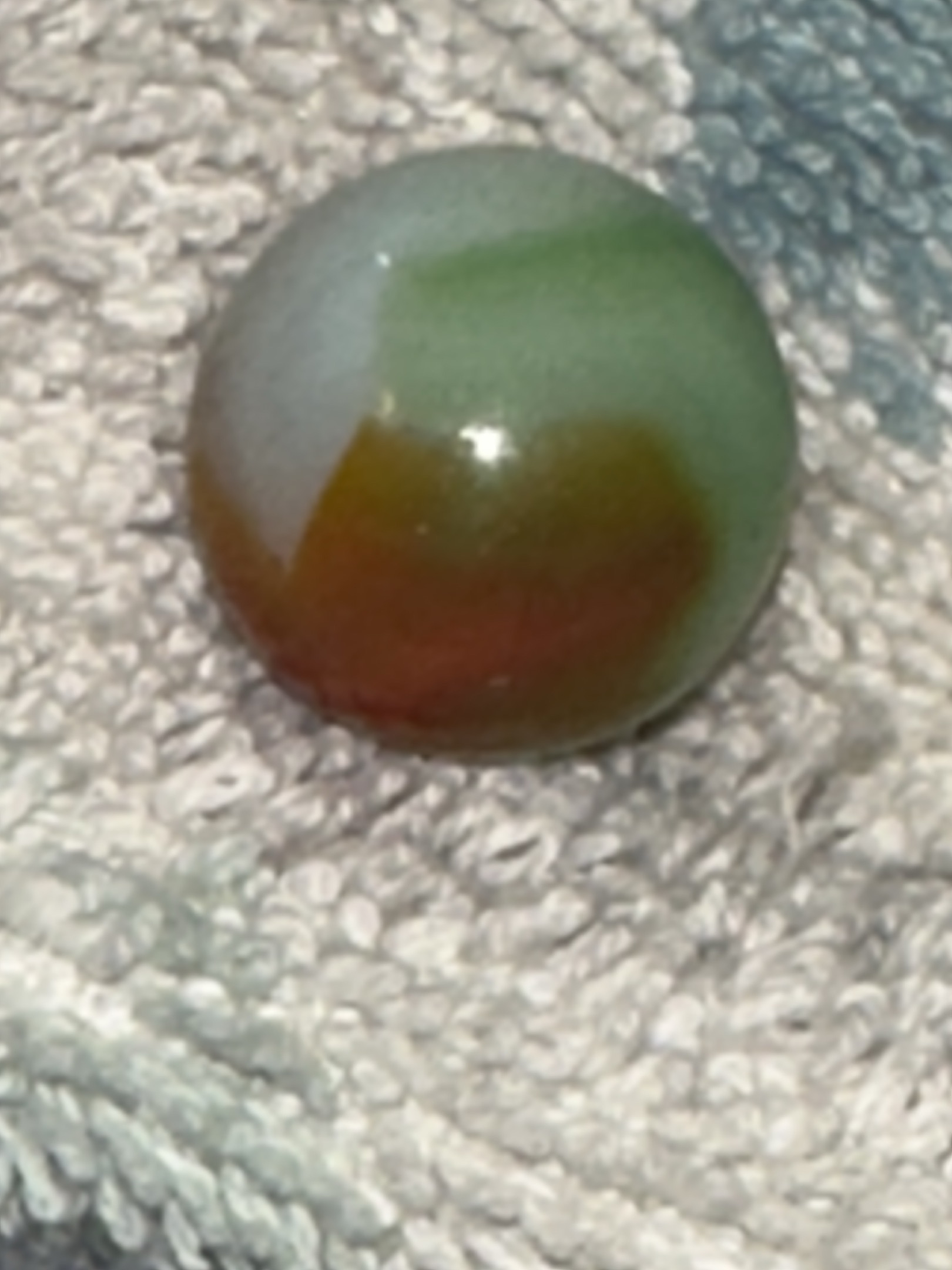 Conqueror (Tri-color) by Vitro Agate Company, identification view