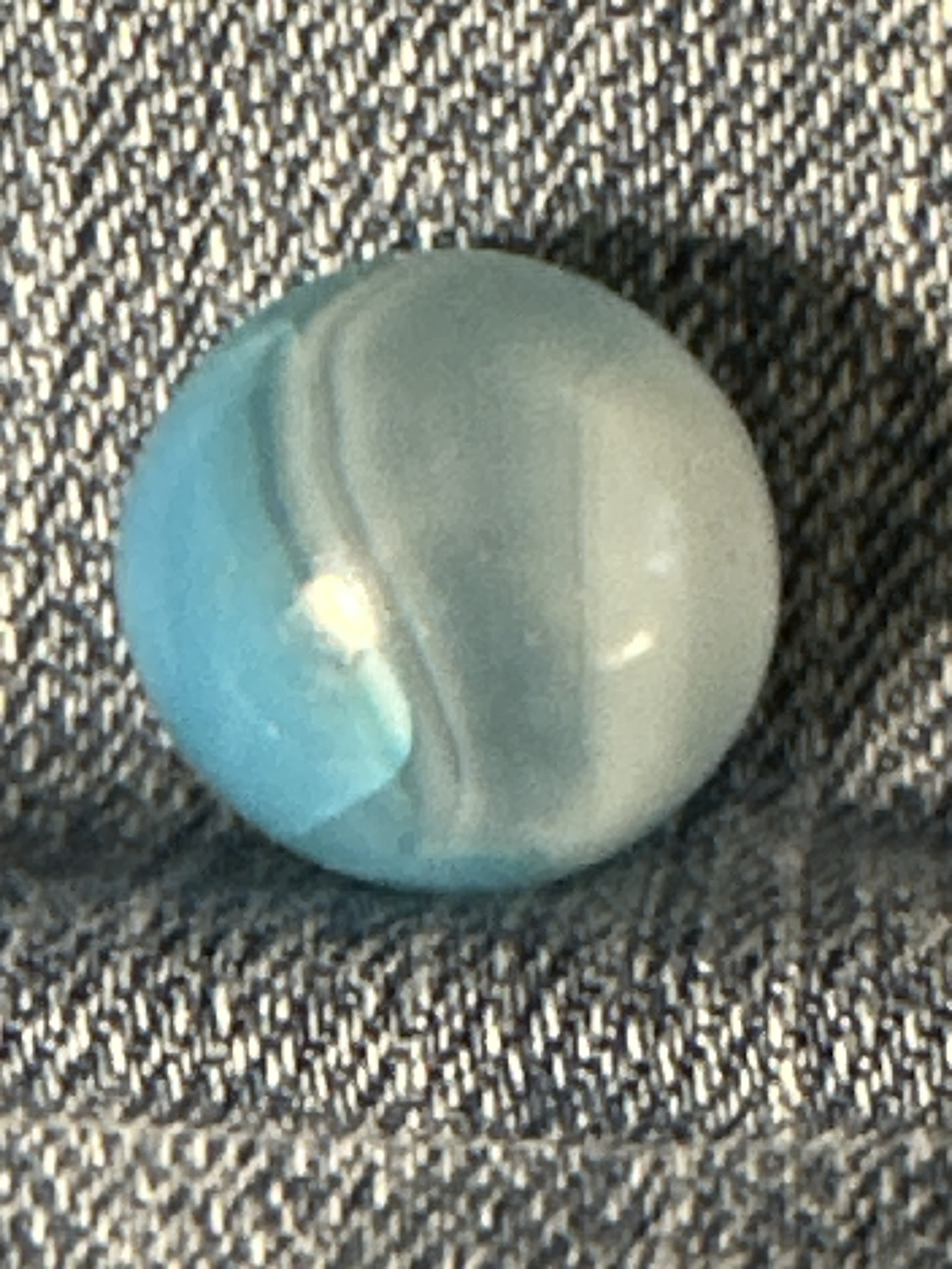Conqueror (Blue) by Vitro Agate Company, identification view