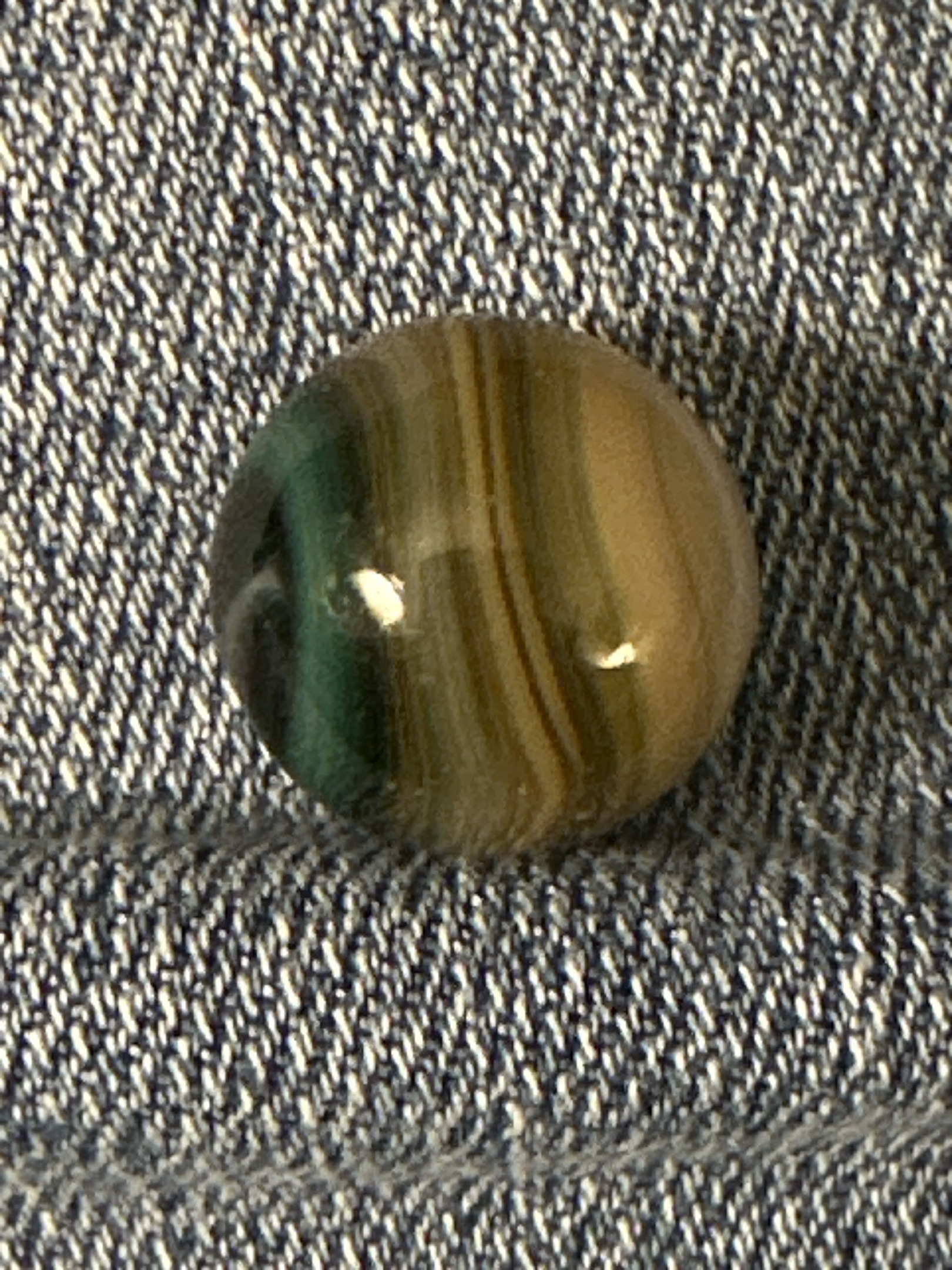 Green and Tan Swirl by Alley Agate Company, identification view