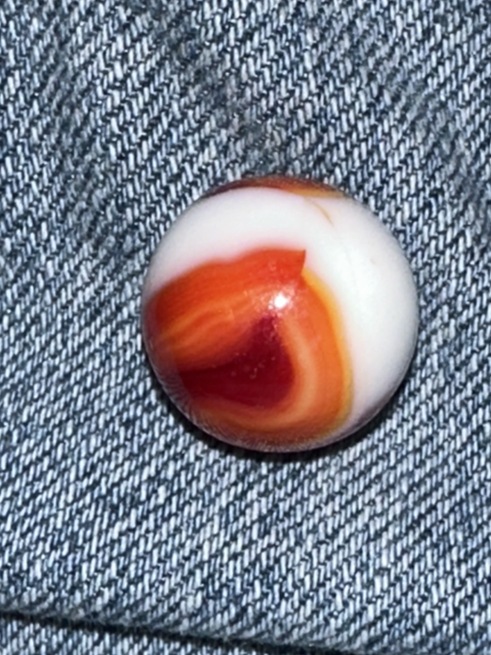 Cornelian by Akro Agate Company, identification view