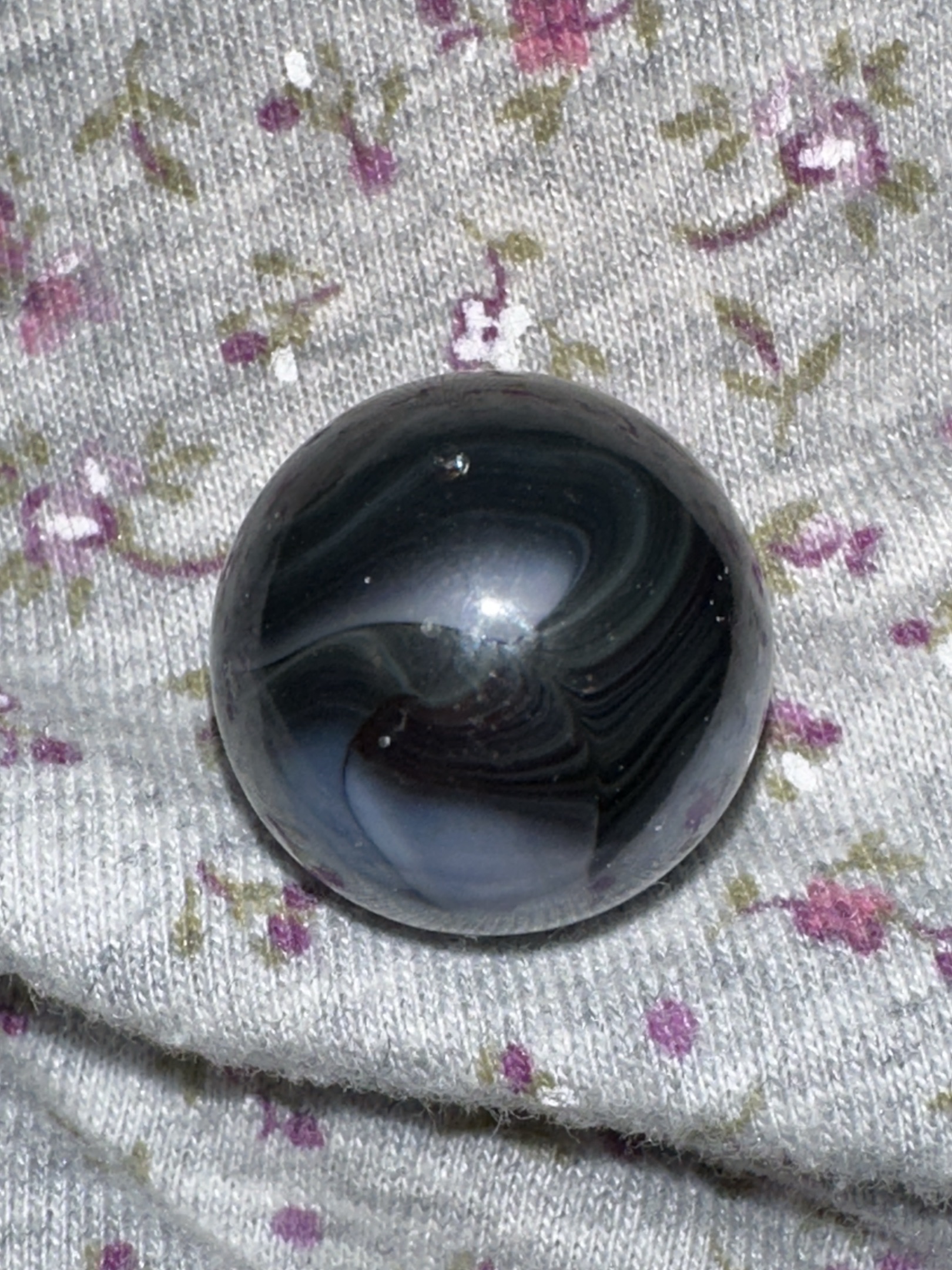 Prize Name by Akro Agate Company, identification view