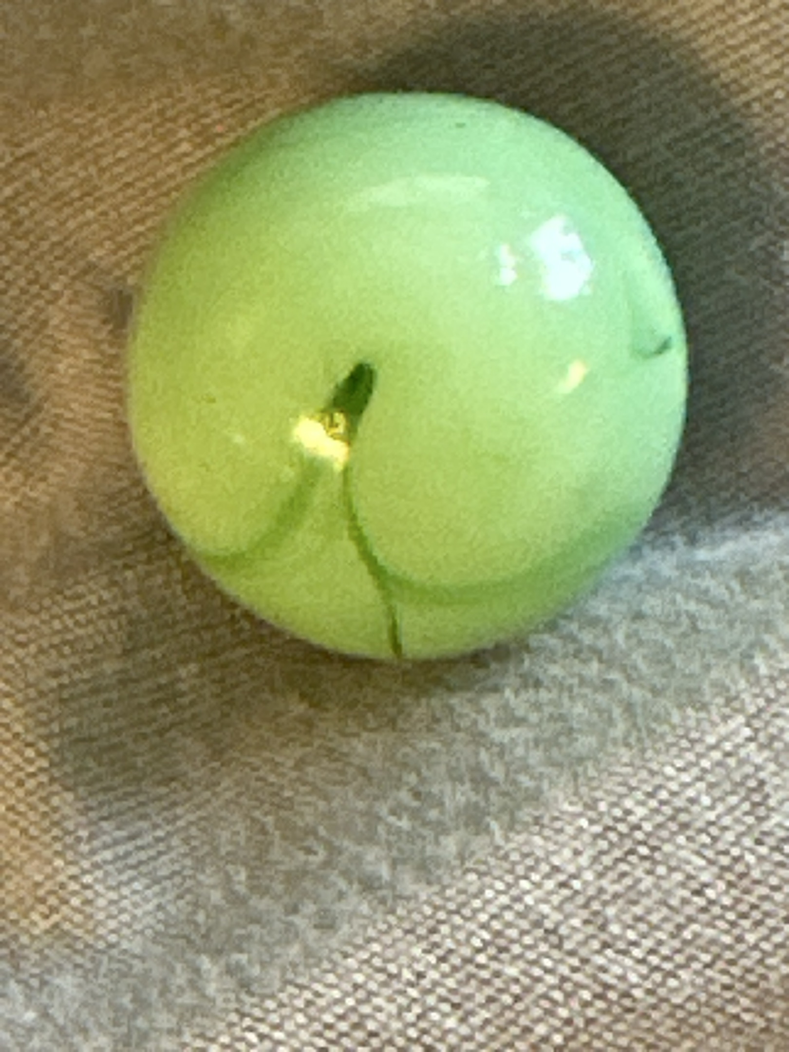Opaque Green Swirl by Vitro Agate, identification view