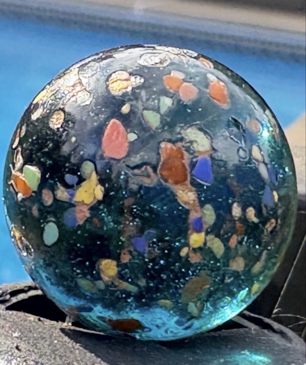 Confetti by Vacor de Mexico, identification view