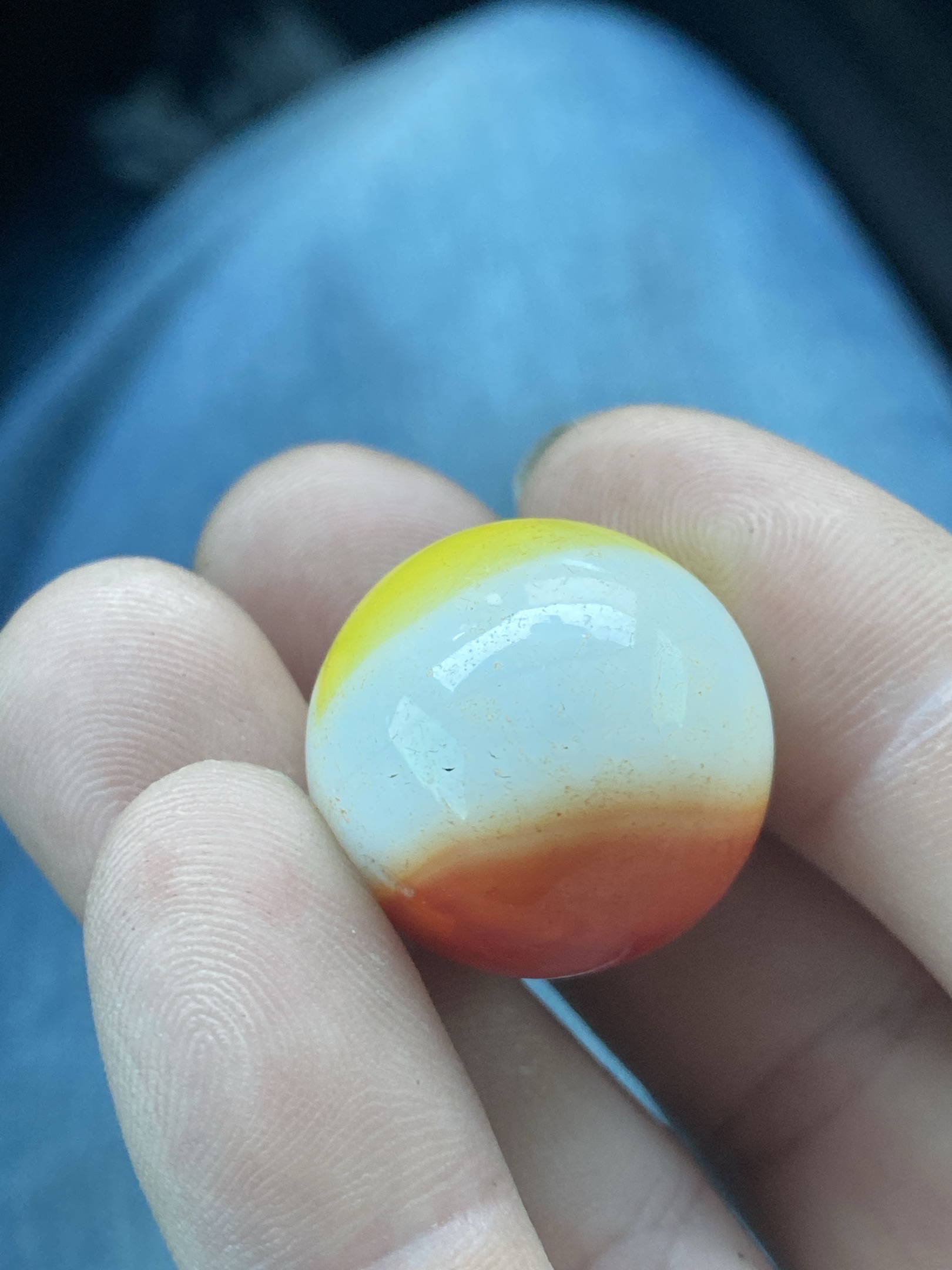 Tri-Color Shooter by Vitro Agate Company, identification view