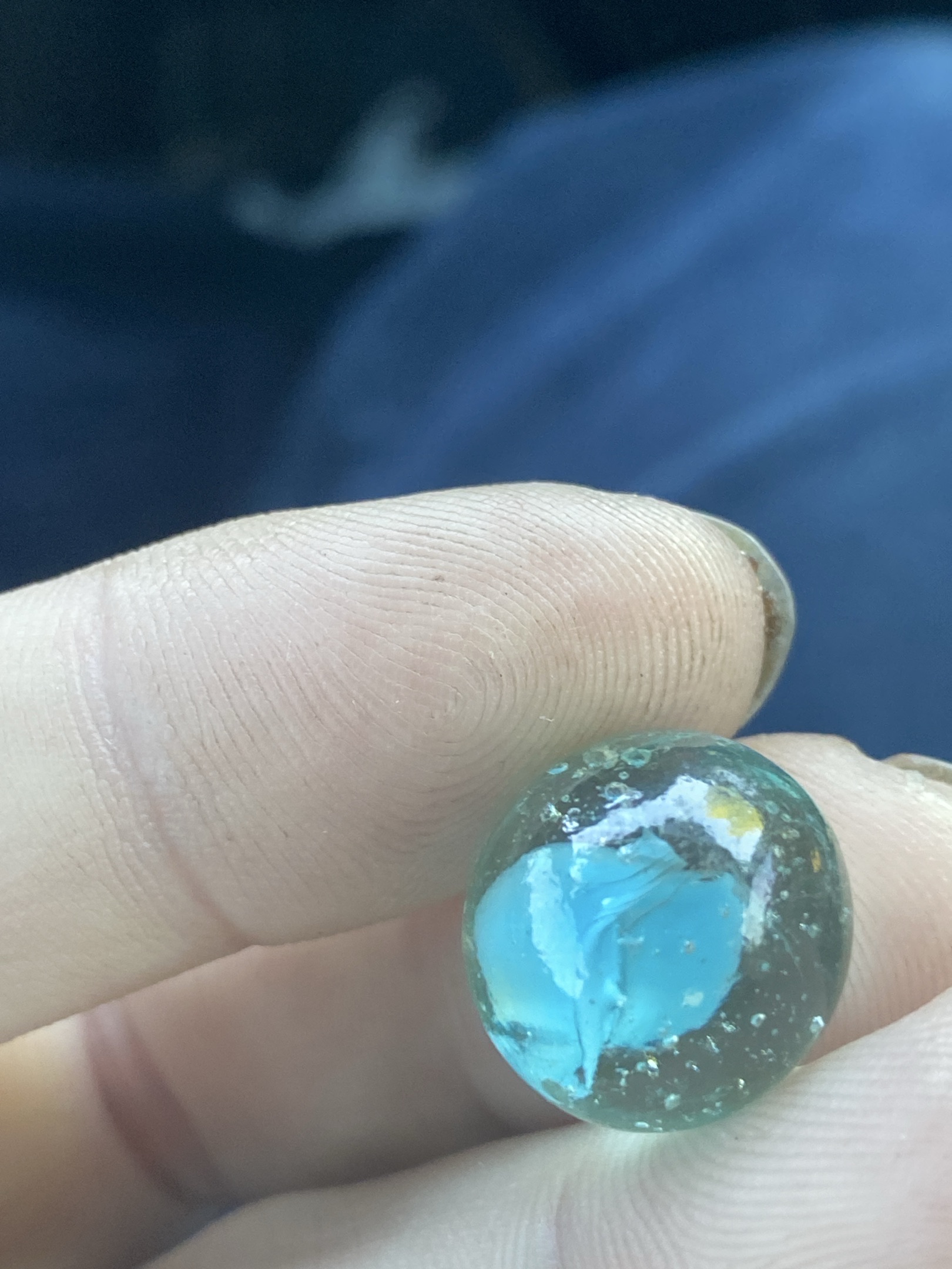 Single Vane Seeded Cat's Eye by Japanese Import (Unknown Manufacturer), identification view