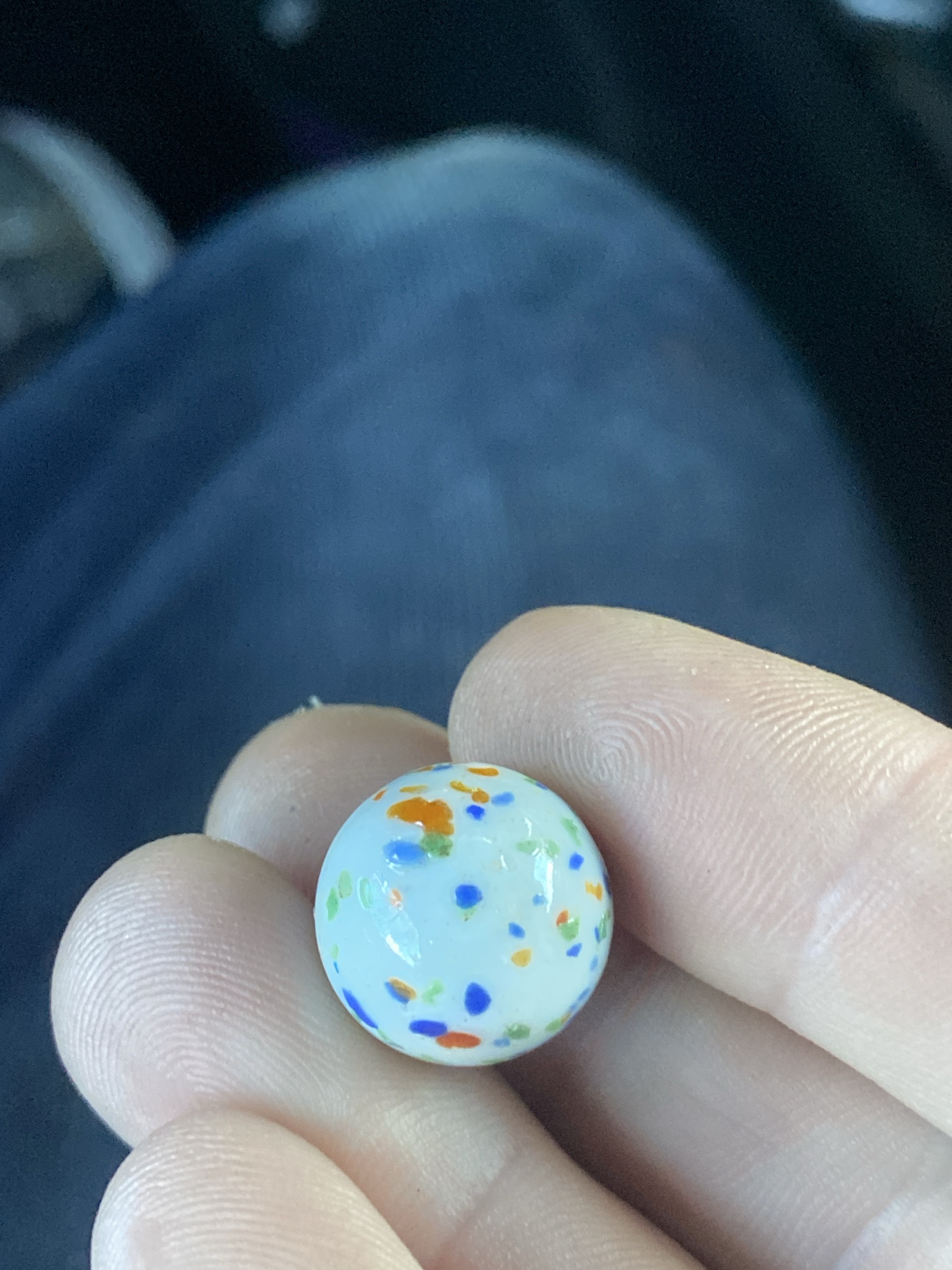 Confetti by Vacor de Mexico (Mega Marbles), identification view