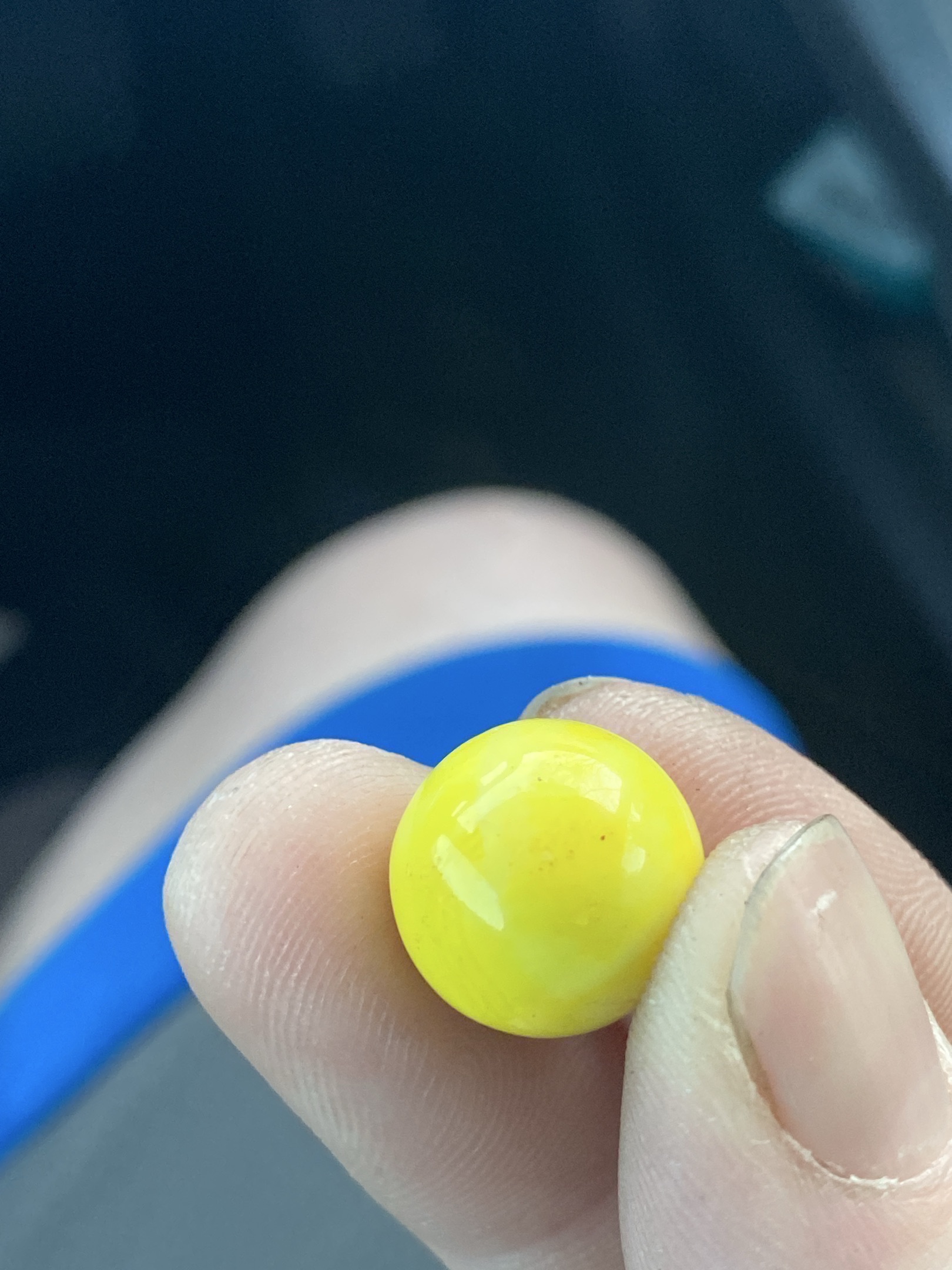 Yellow Swirl by Vitro Agate, identification view